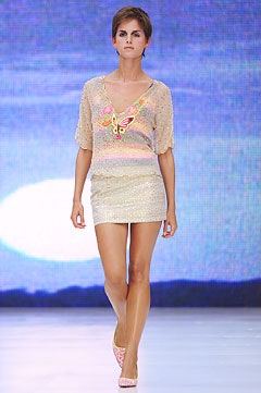 Matthew Williamson S/S 02 Look 26