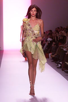 Matthew Williamson F/W 02 Look 31