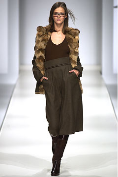 Max Mara F/W 02 Look 24