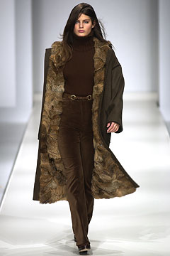 Max Mara F/W 02 Look 25