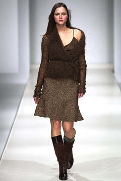 Max Mara F/W 02 Look 26