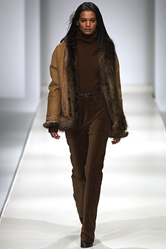 Max Mara F/W 02 Look 31