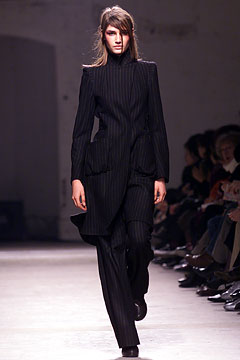 Martine Sitbon Fall 2002 Ready-to-Wear