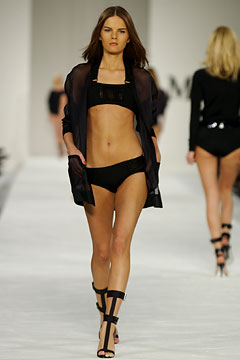 Max Mara S/S 03 Look 45