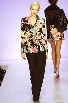 Matthew Williamson F/W 03 Look 25