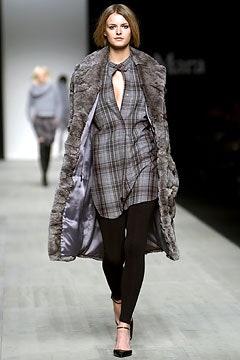 Max Mara F/W 03 Look 33