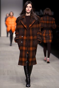 Max Mara F/W 03 Look 36