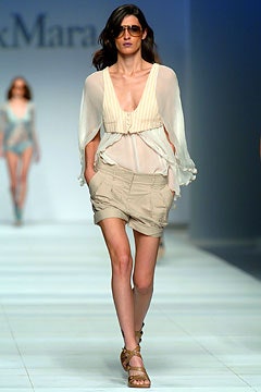 Max Mara S/S 04 Look 33