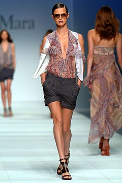 Max Mara S/S 04 Look 40