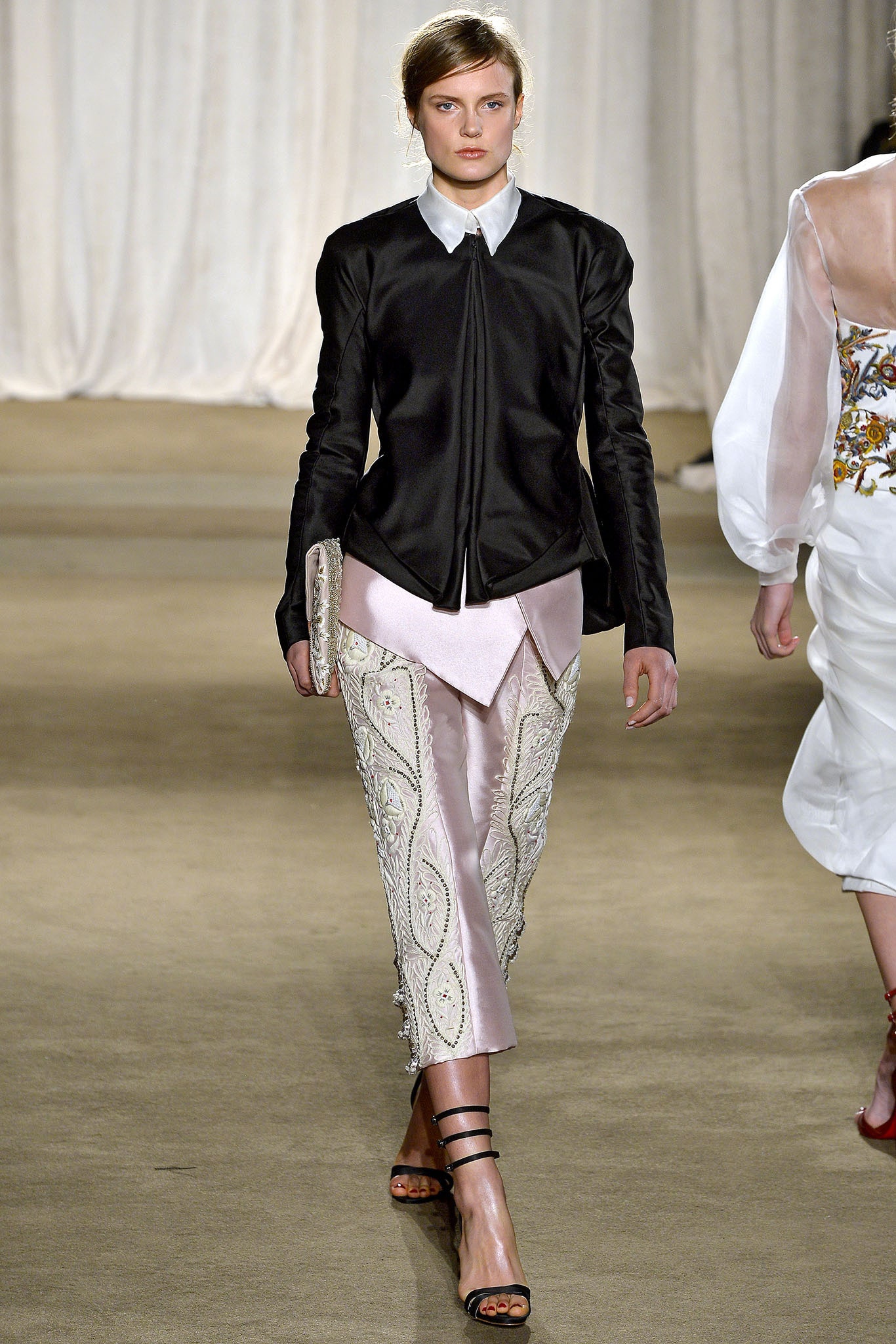 Marchesa F/W 13 Look 10