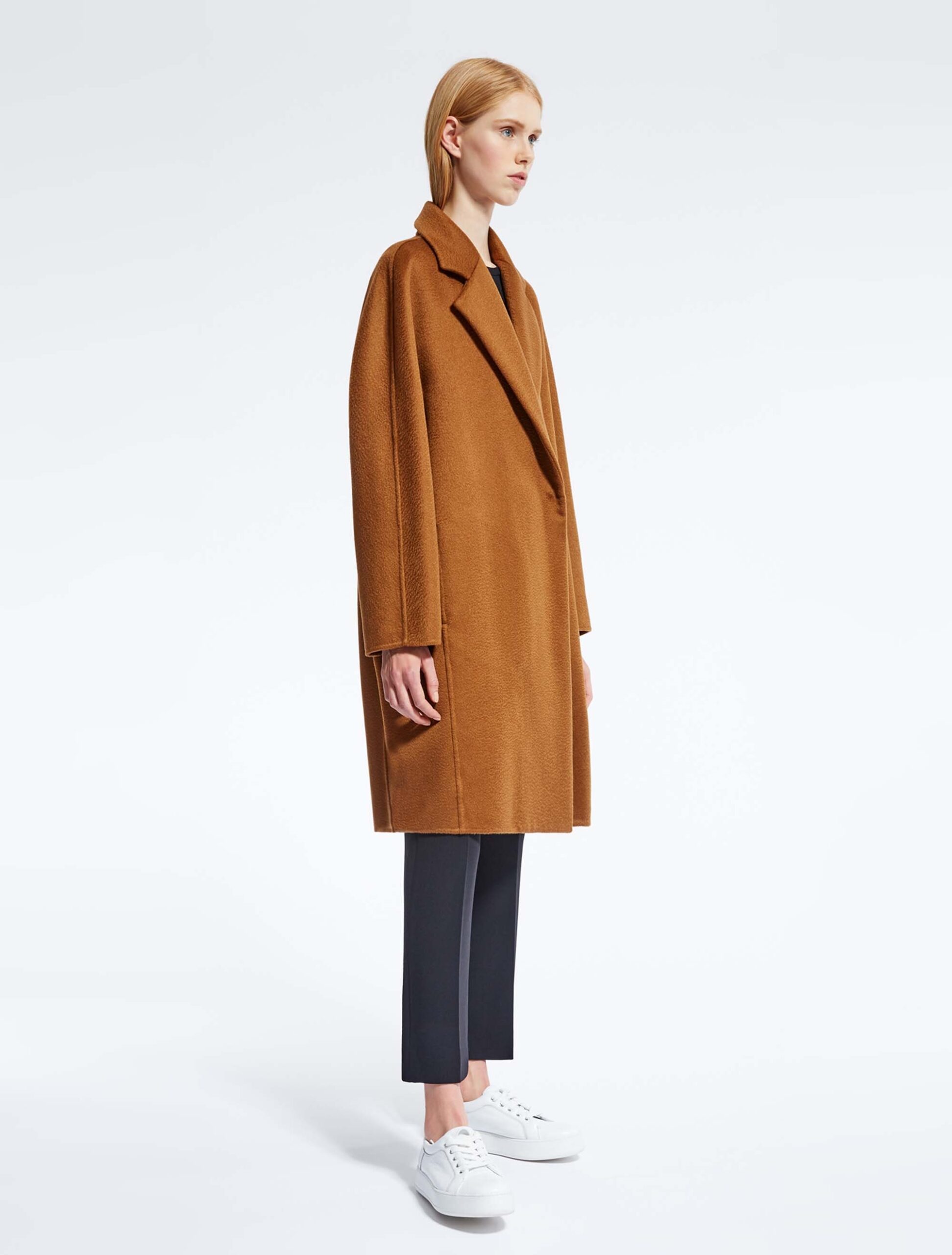 Max Mara Atelier F/W 16 Look 15