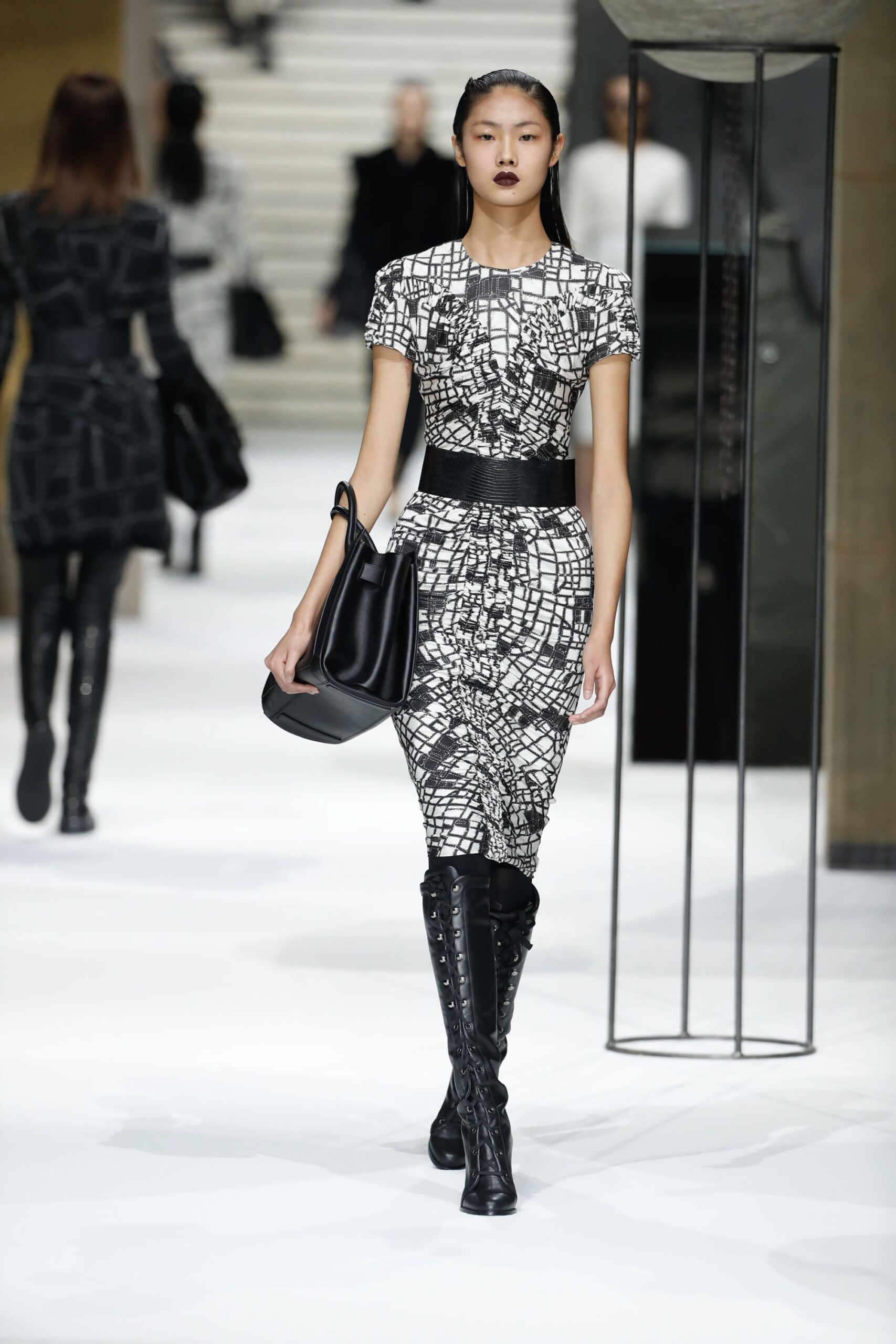 Max Mara F/W 17 Look 16