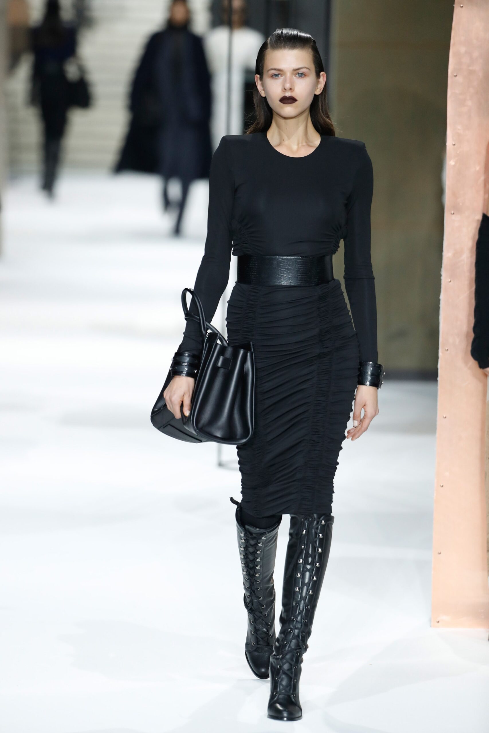 Max Mara F/W 17 Look 22