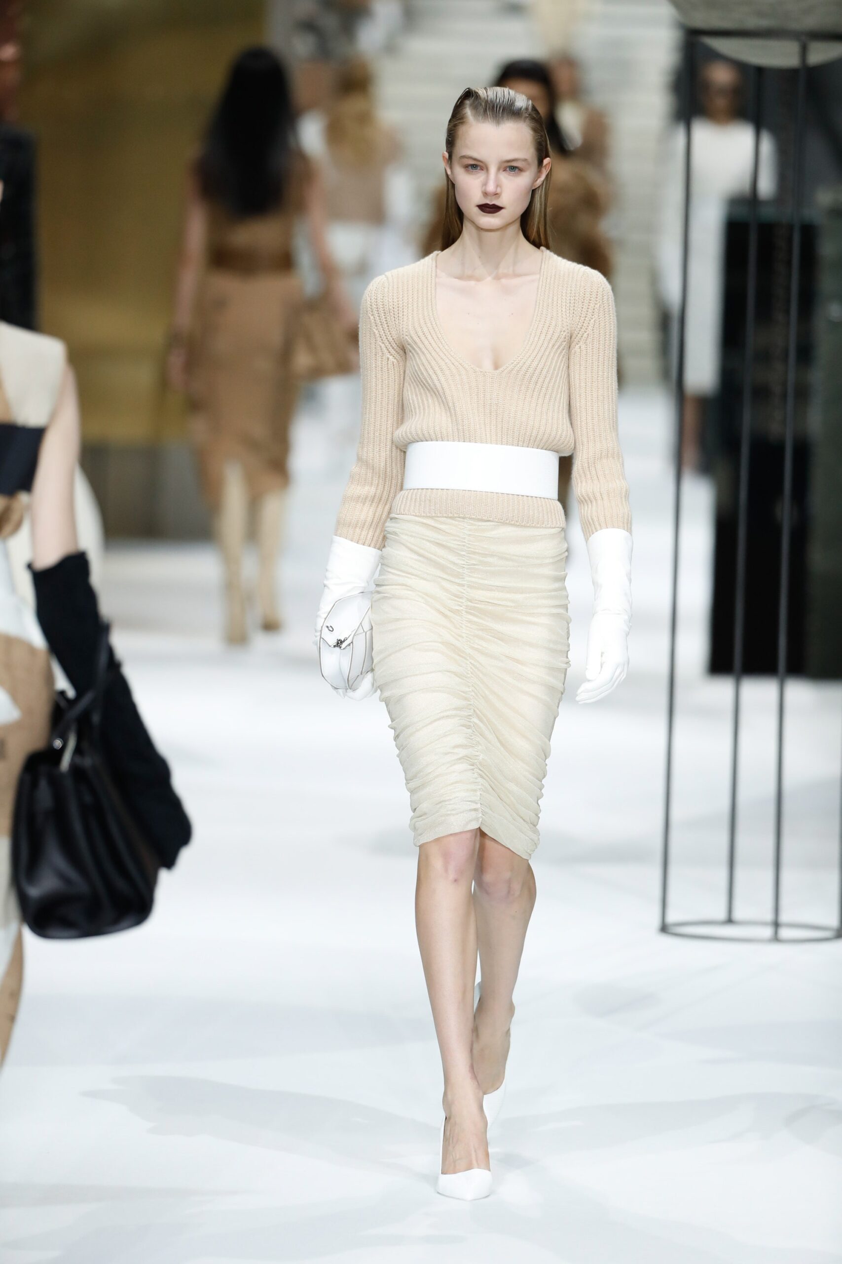 Max Mara F/W 17 Look 30
