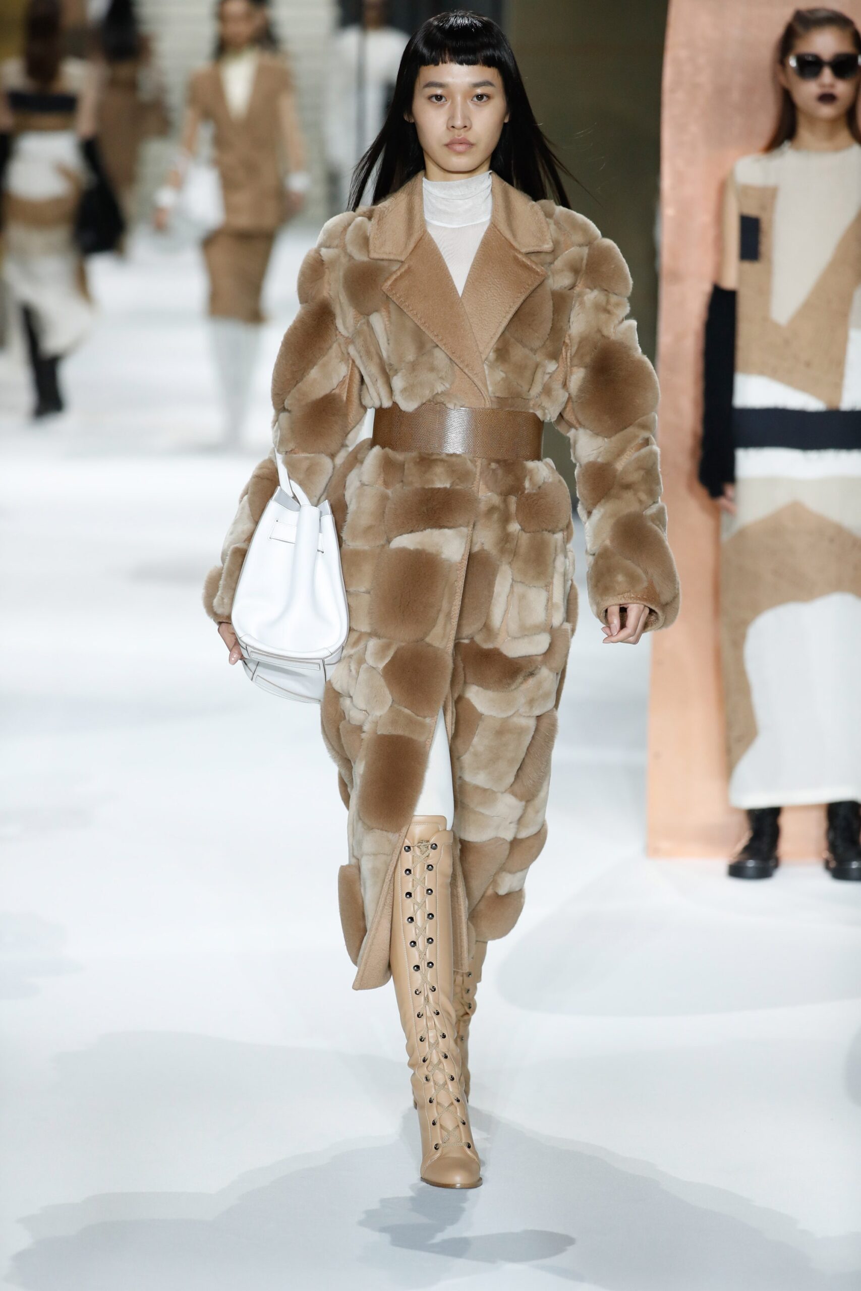 Max Mara F/W 17 Look 31
