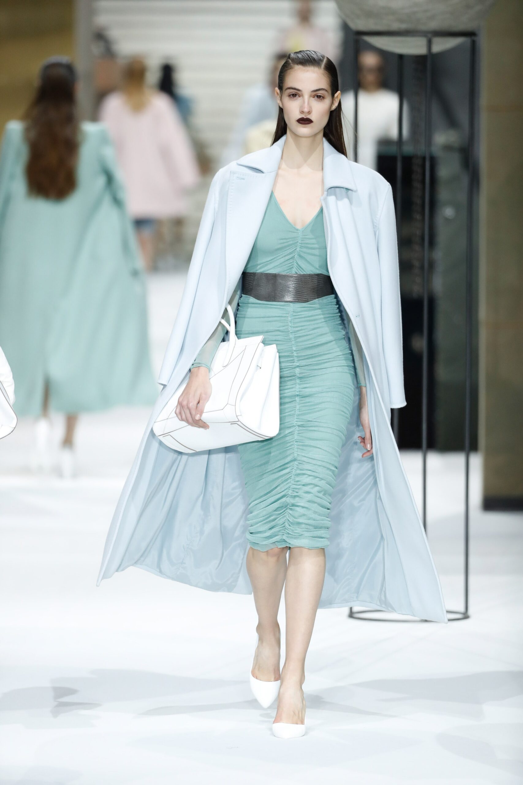 Max Mara F/W 17 Look 49