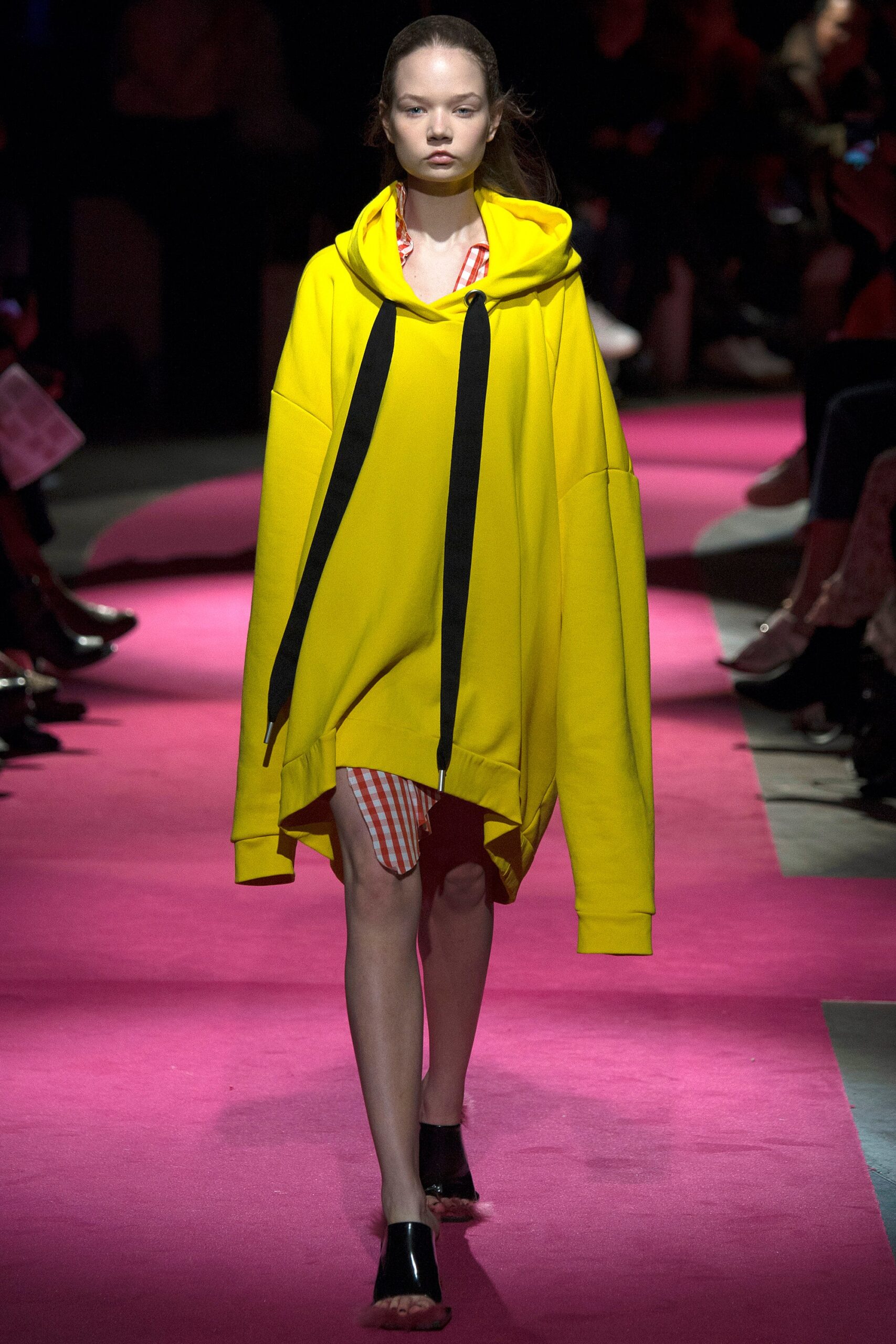 Marques’Almeida F/W 16 Look 5