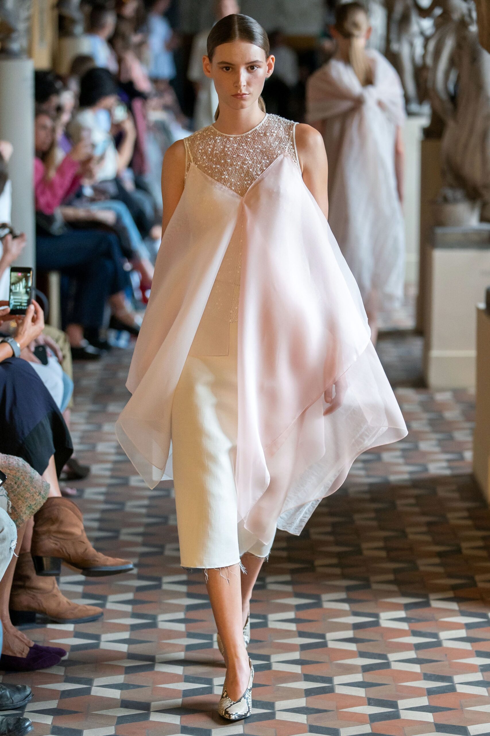 Mark Kenly Domino Tan Copenhagen S/S 20 Look 21