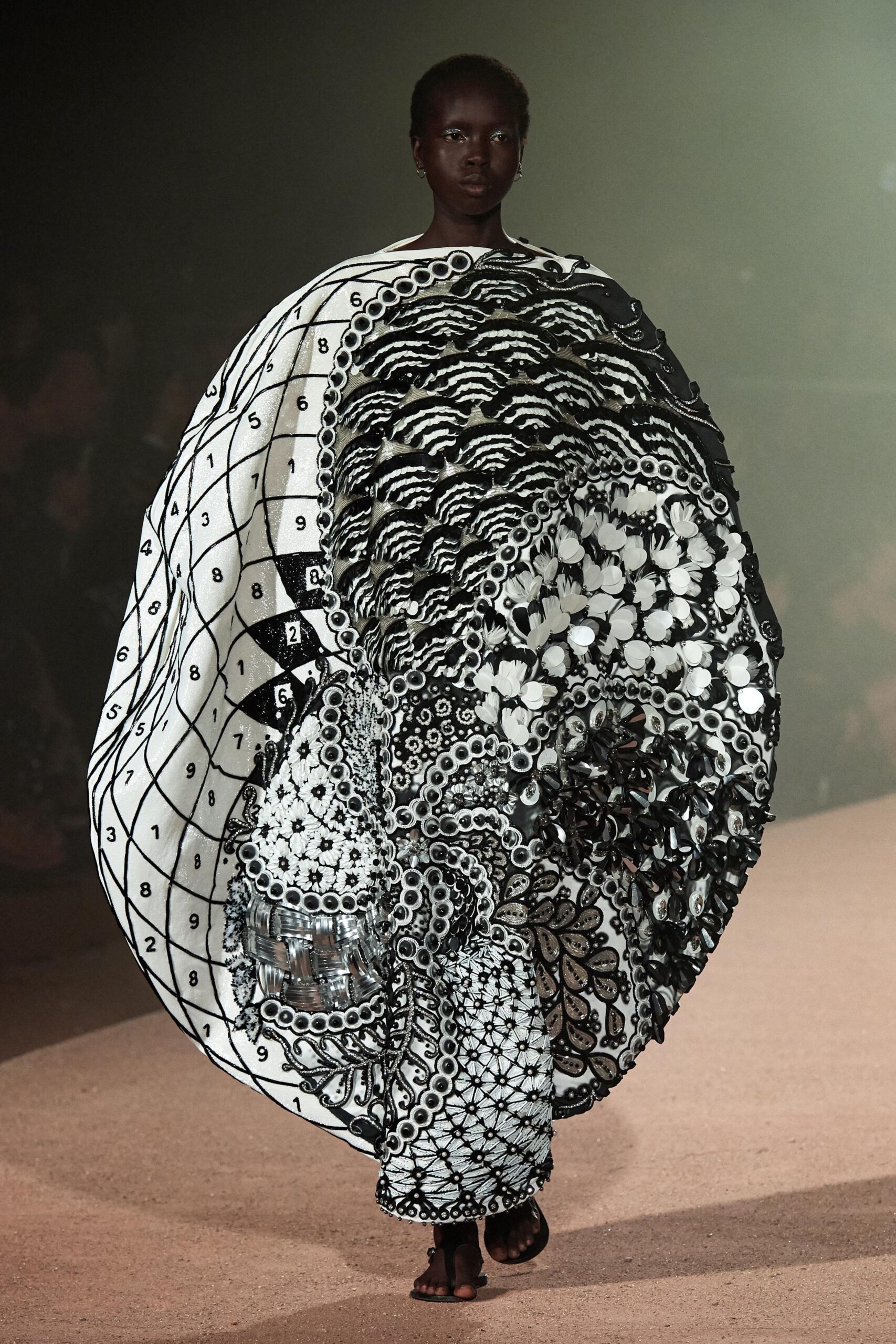 Mary Katrantzou S/S 20 Look 5