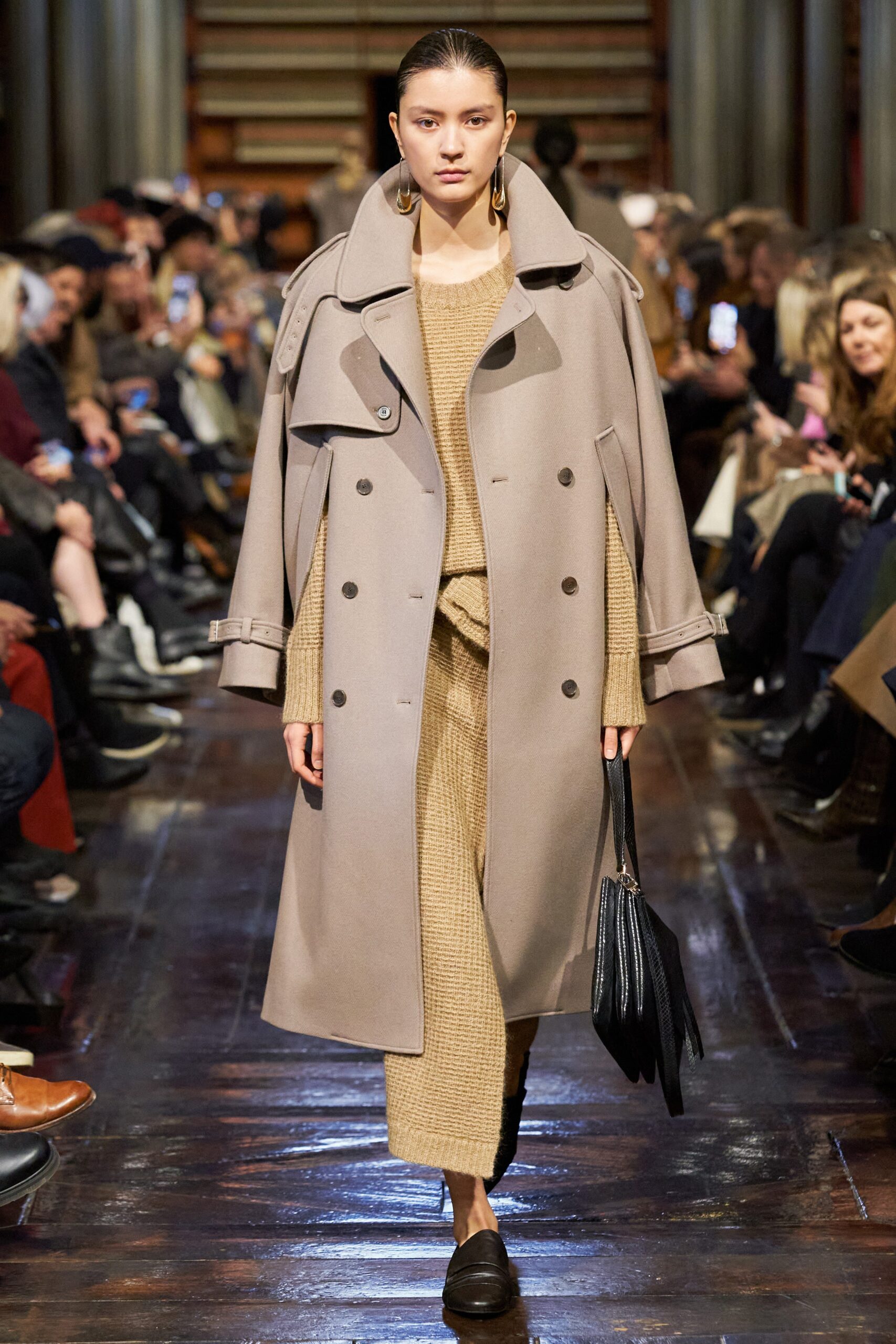 Mark Kenly Domino Tan Copenhagen F/W 20 Look 1