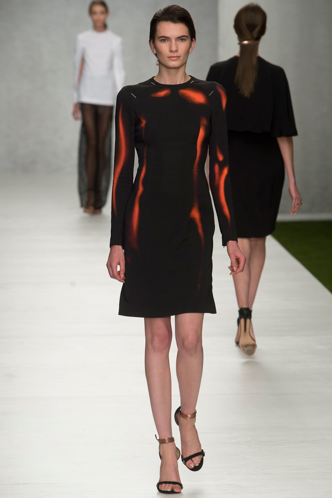 Marios Schwab S/S 14 Look 5