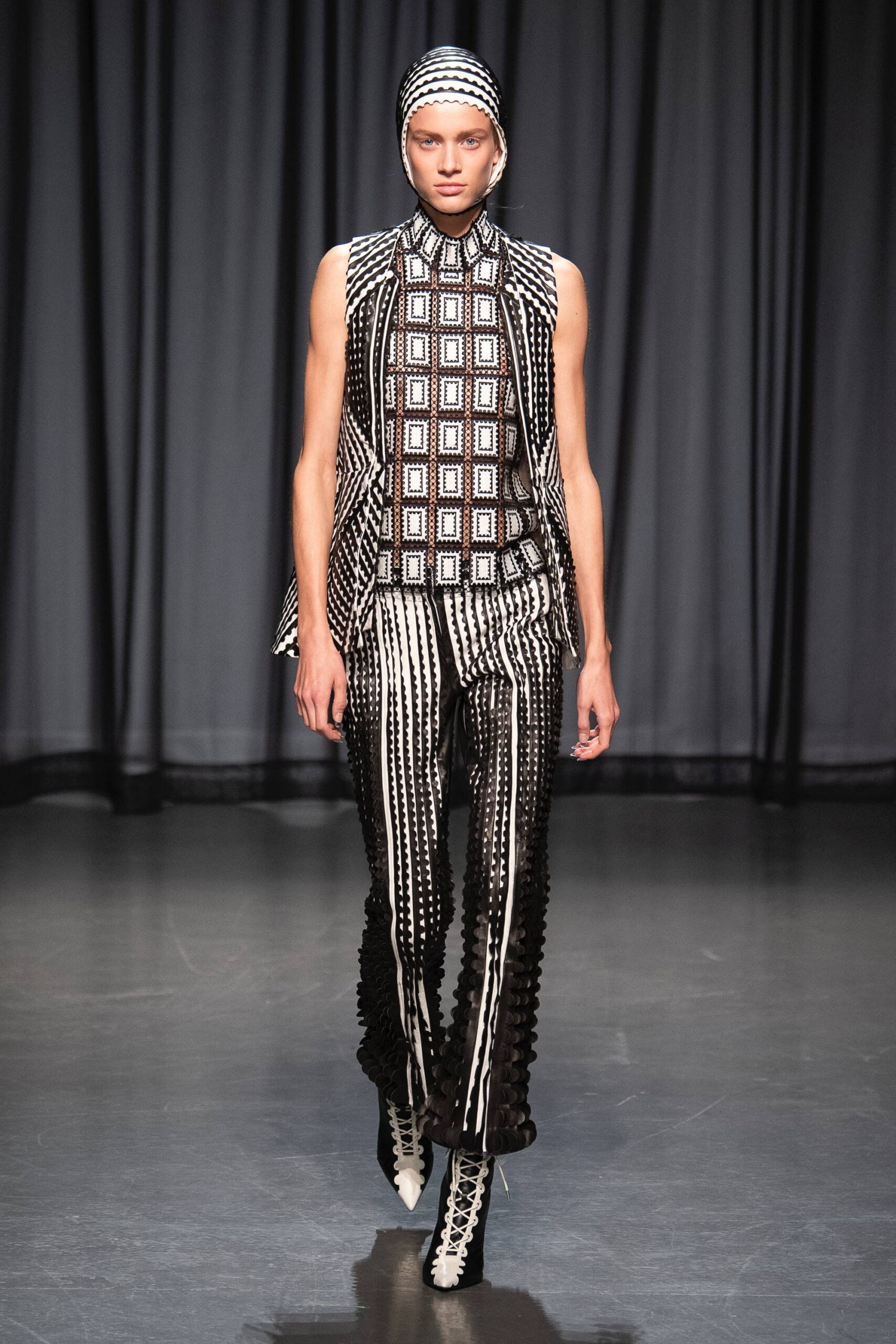 Mary Katrantzou S/S 19 Look 4