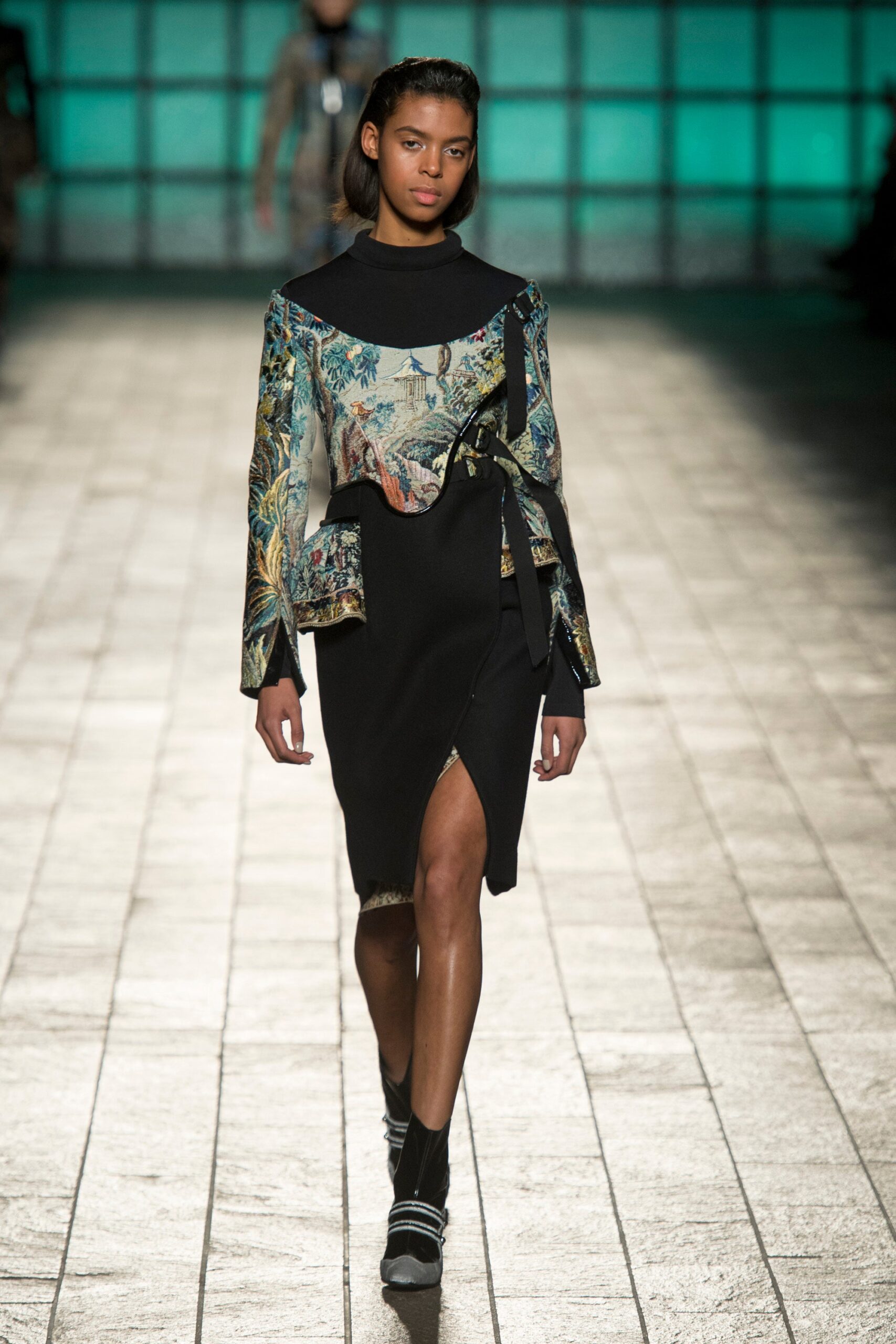 Mary Katrantzou F/W 18 Look 17