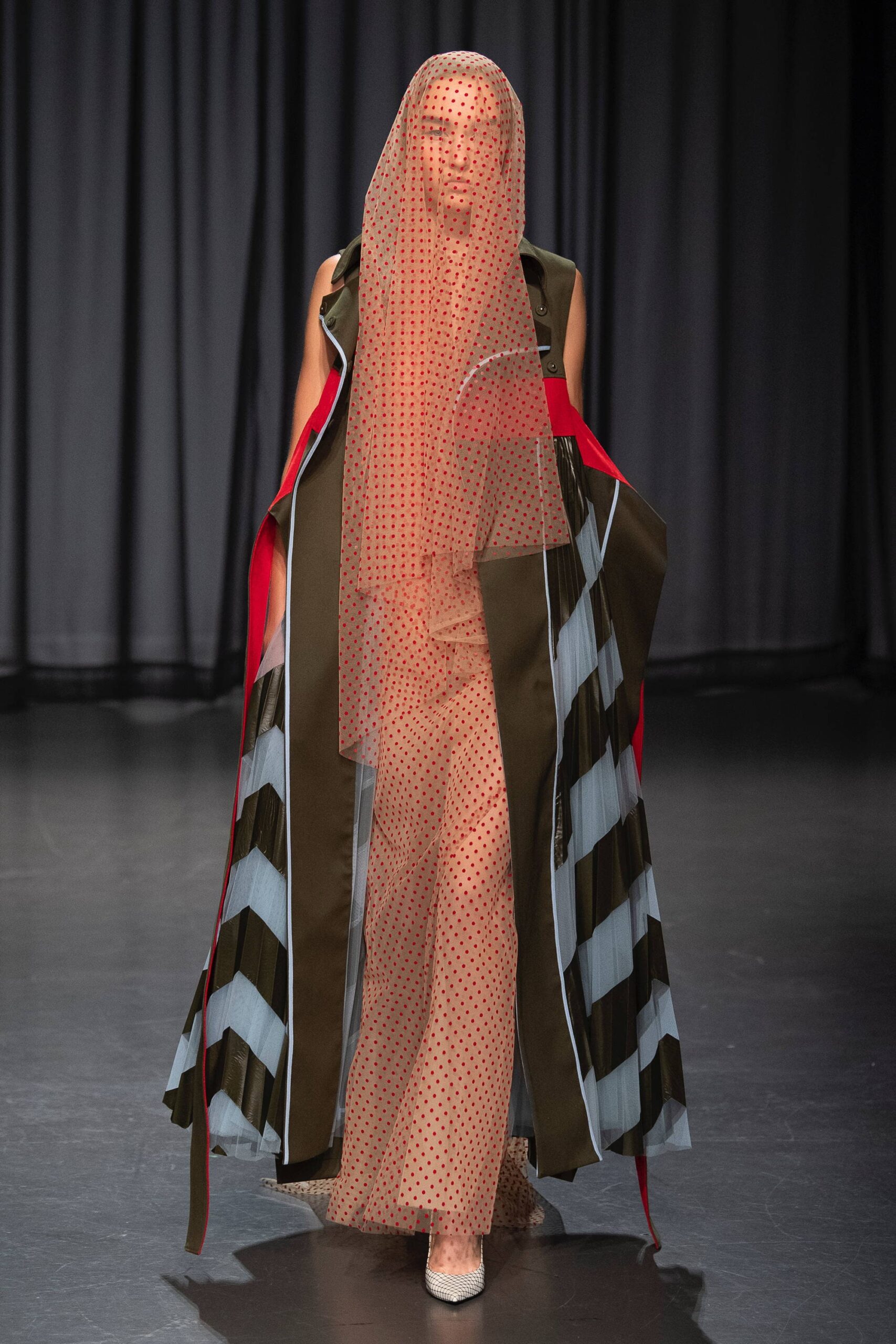 Mary Katrantzou S/S 19 Look 26