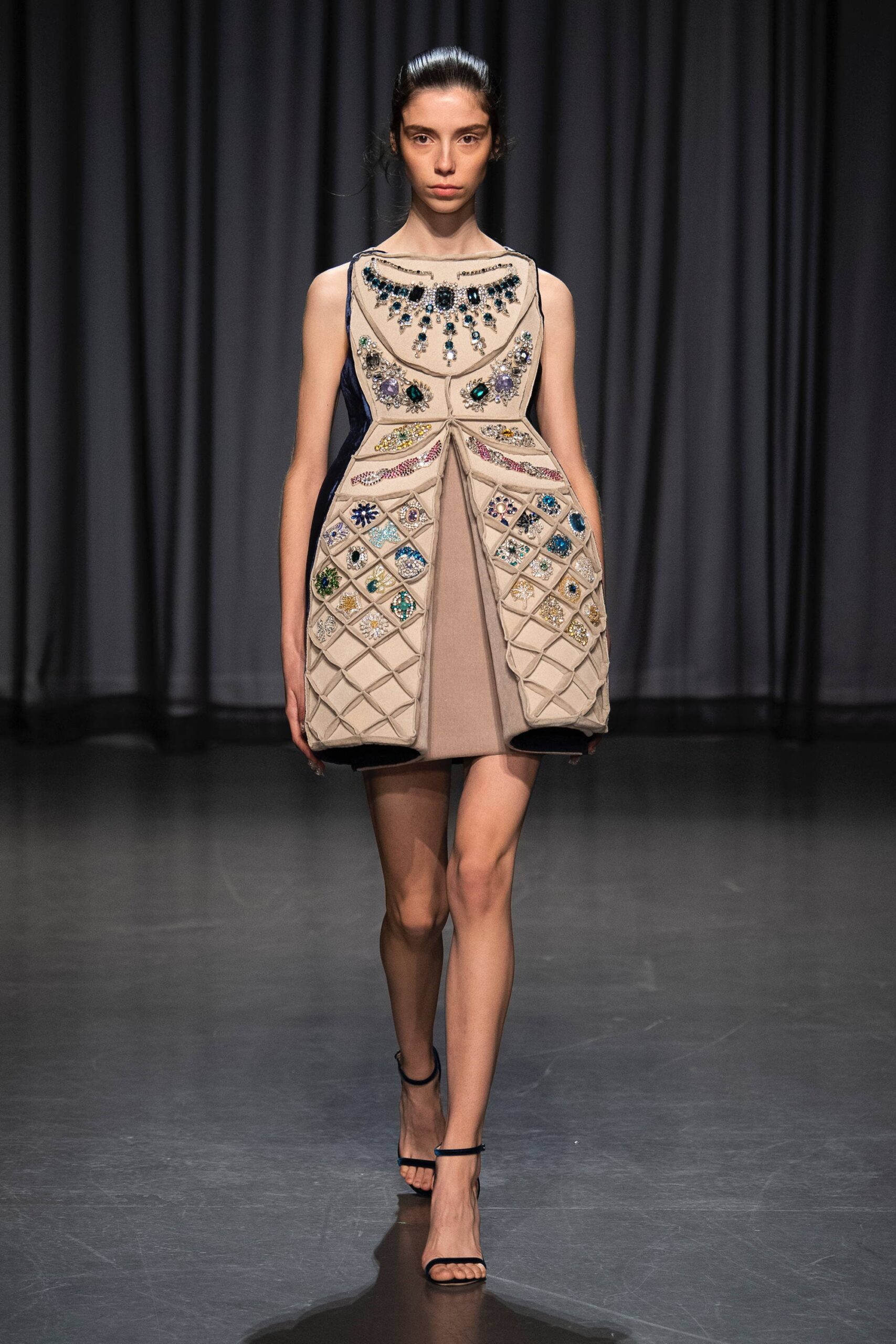 Mary Katrantzou S/S 19 Look 30