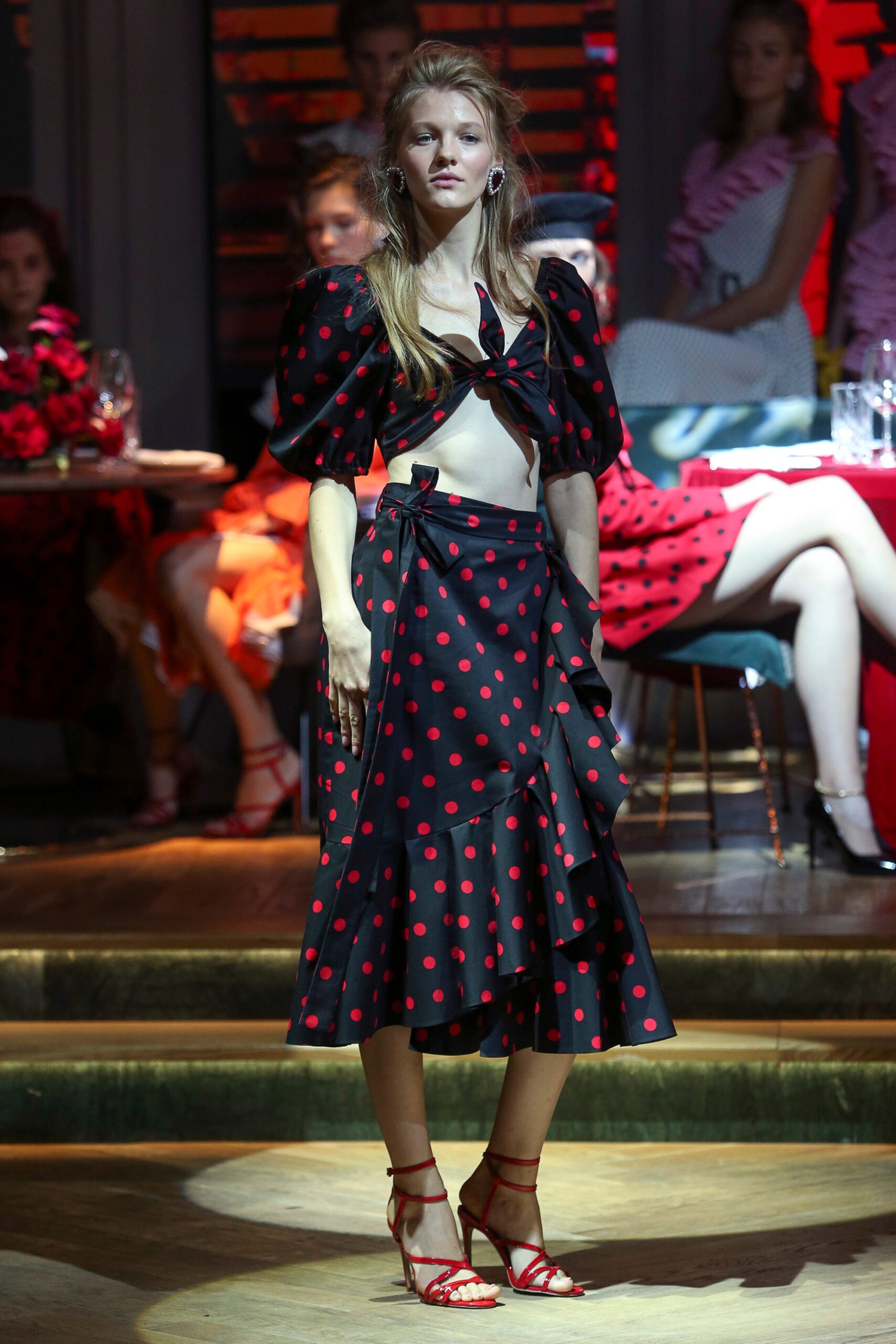 Marianna Senchina Kiev S/S 18 Look 11