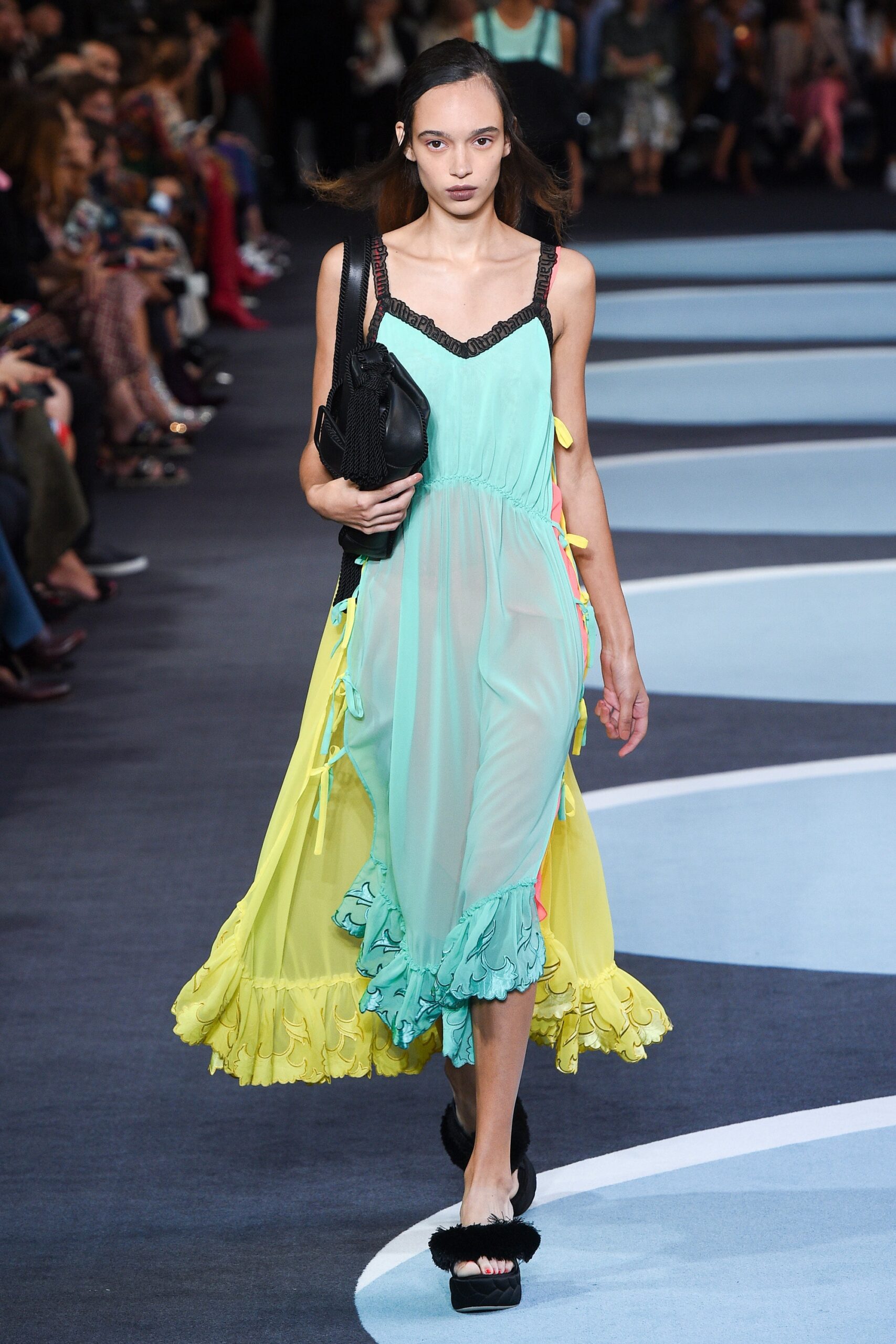 Marco de Vincenzo S/S 18 Look 15