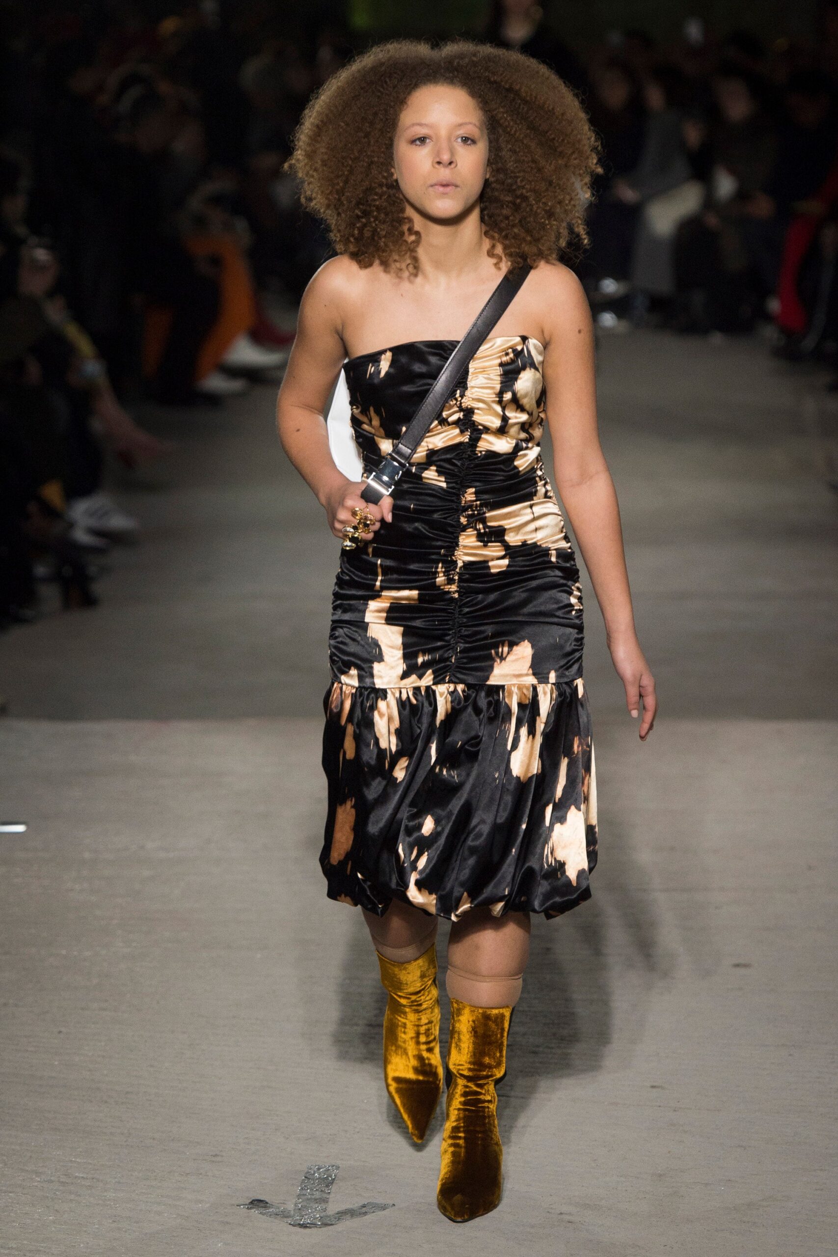 Marques’Almeida F/W 18 Look 5