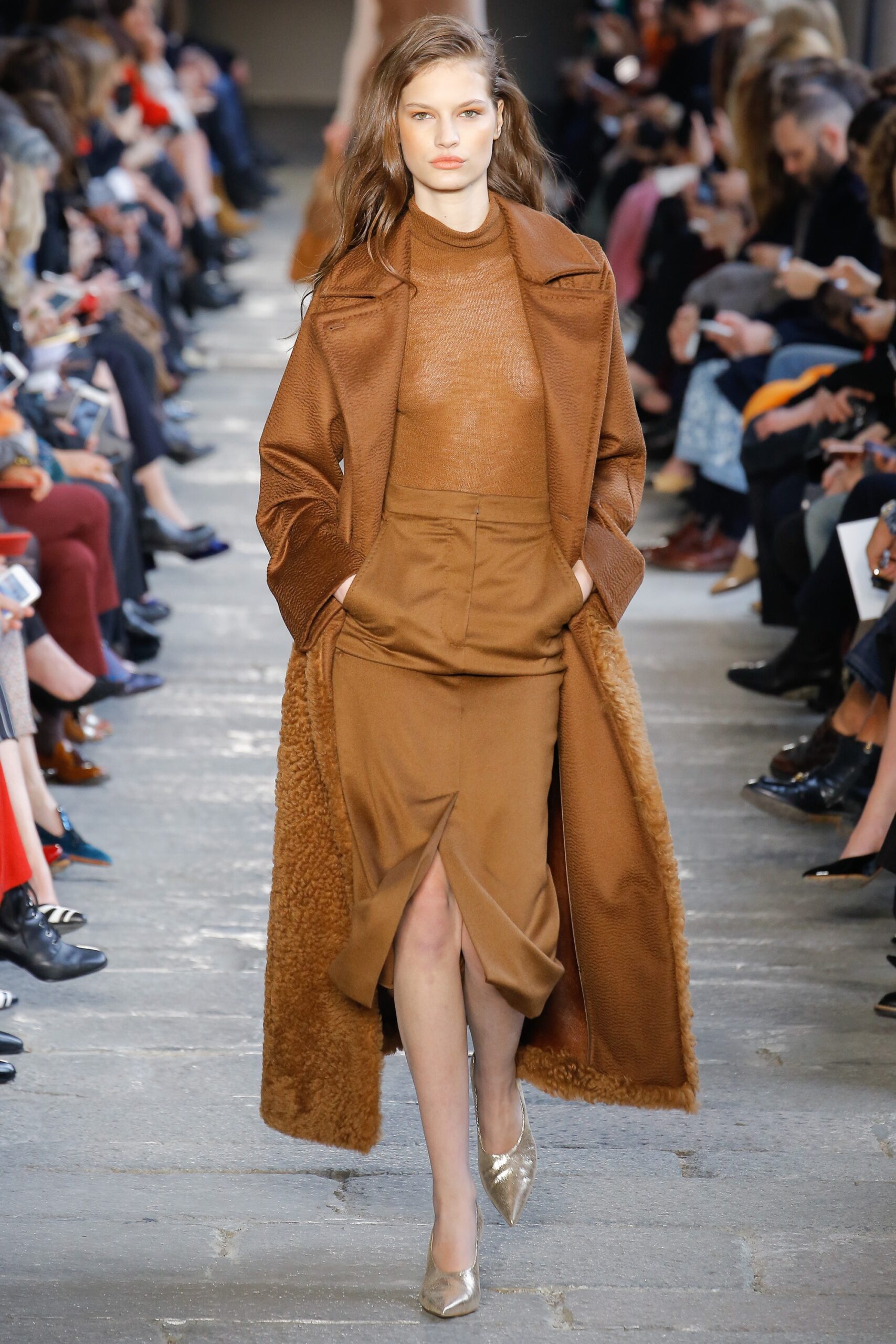 Max Mara F/W 17 Look 7