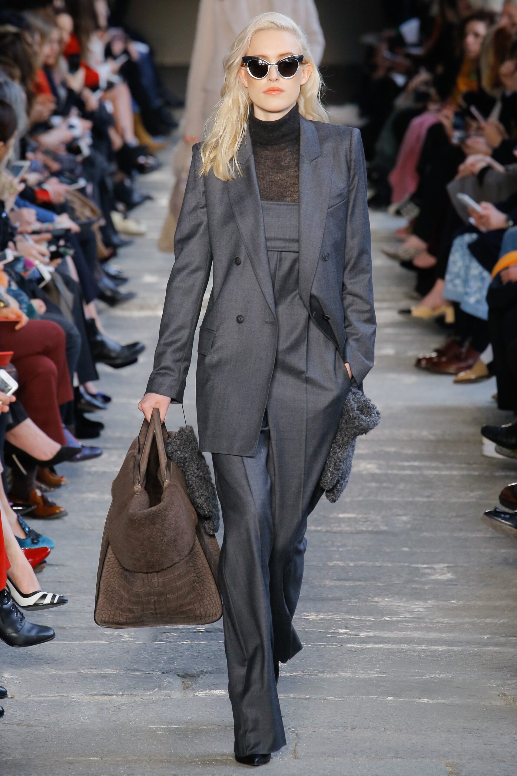 Max Mara F/W 17 Look 18