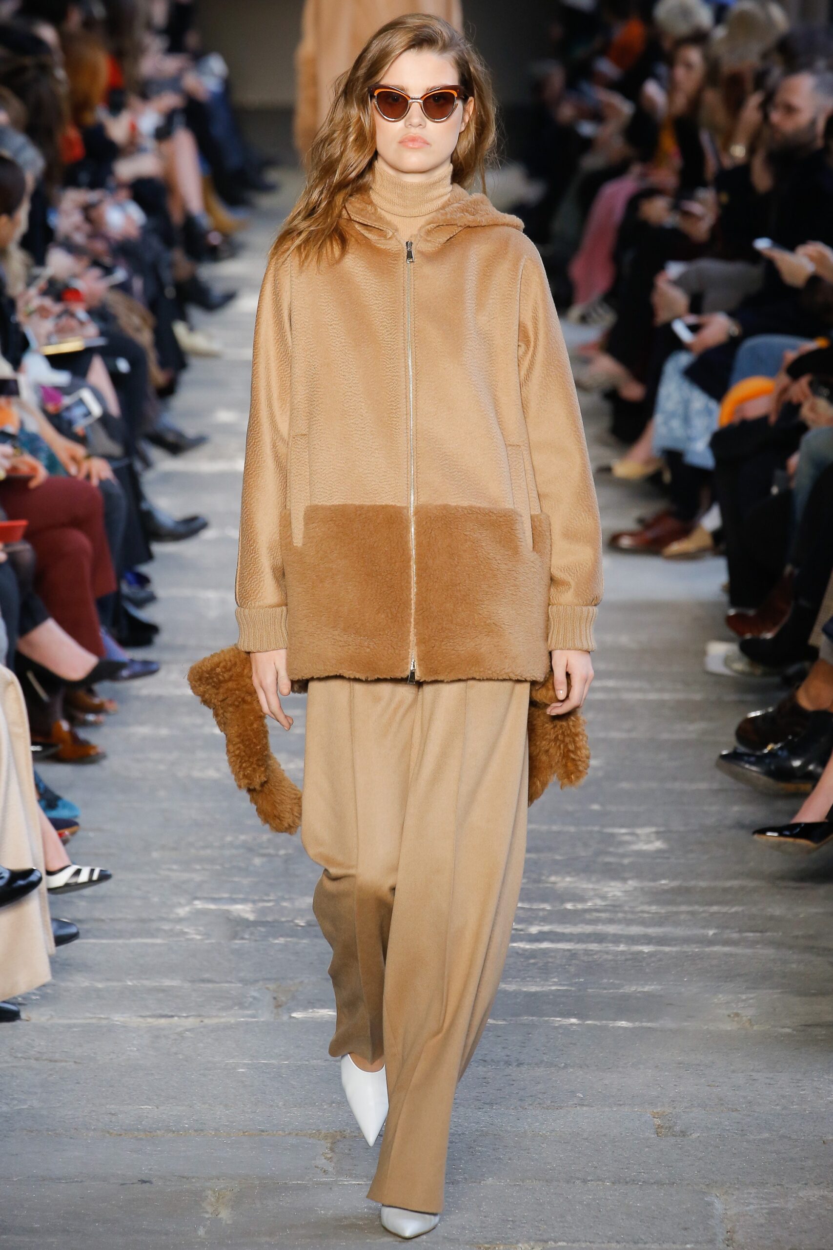 Max Mara F/W 17 Look 28