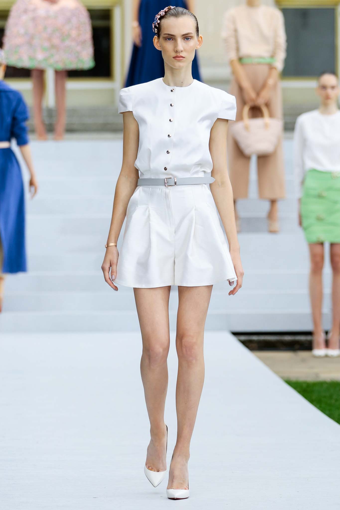 Marina Hoermanseder Berlin S/S 16 Look 18