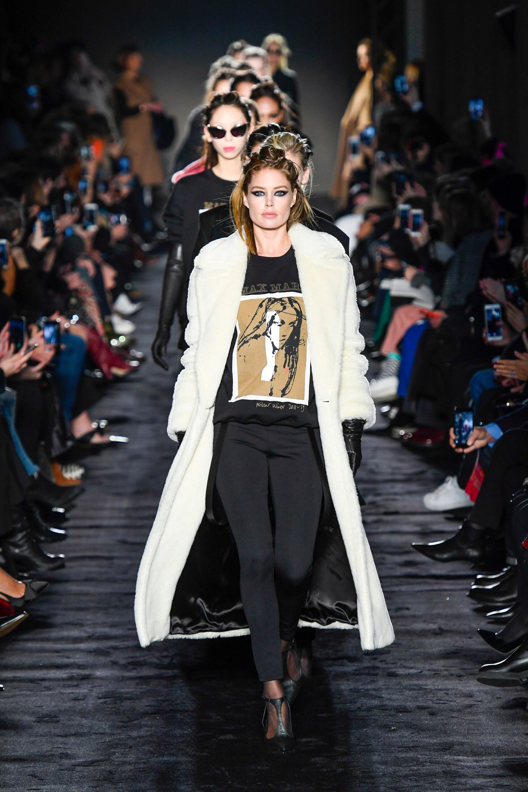 Max Mara F/W 18 Look 43