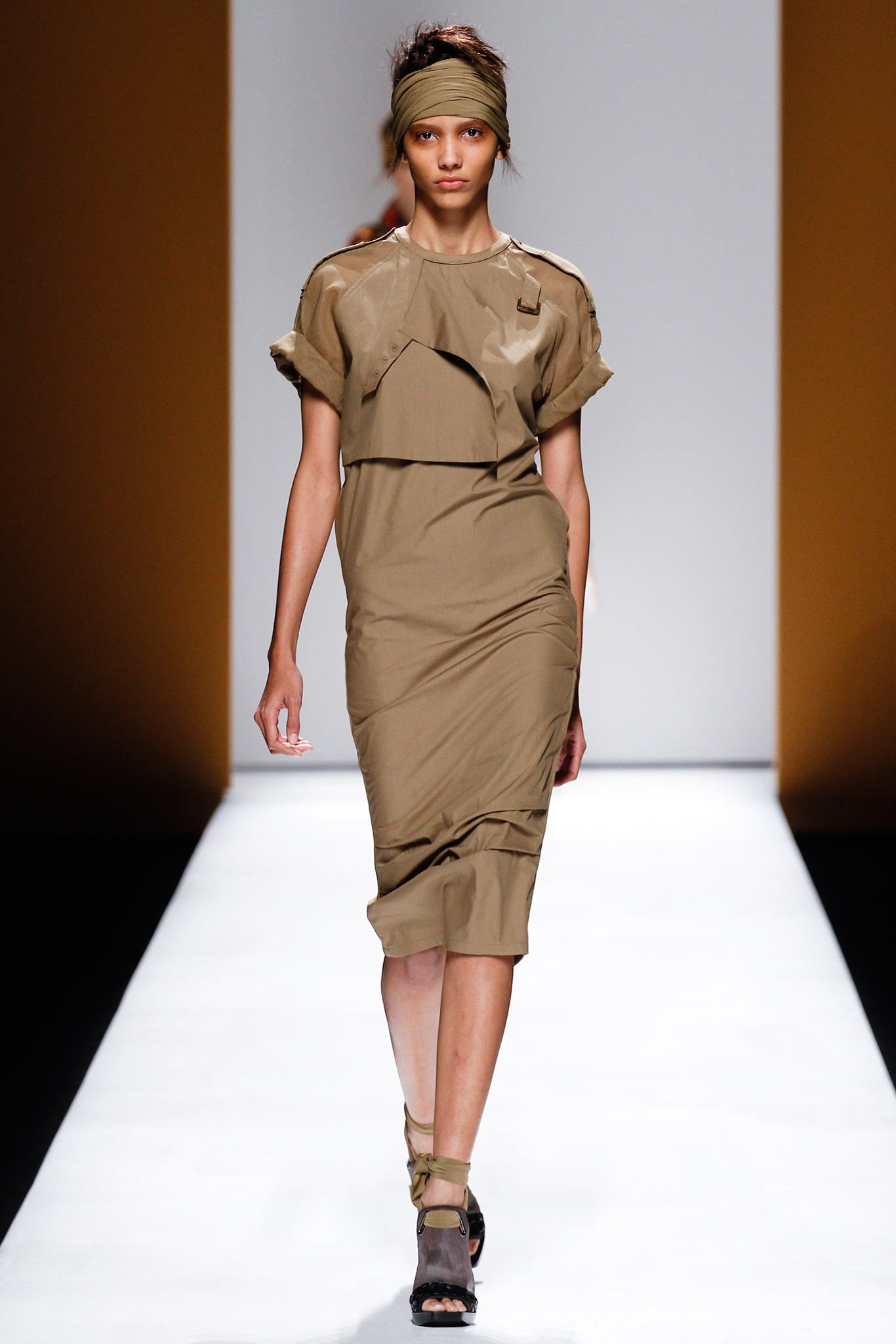 Max Mara S/S 13 Look 16