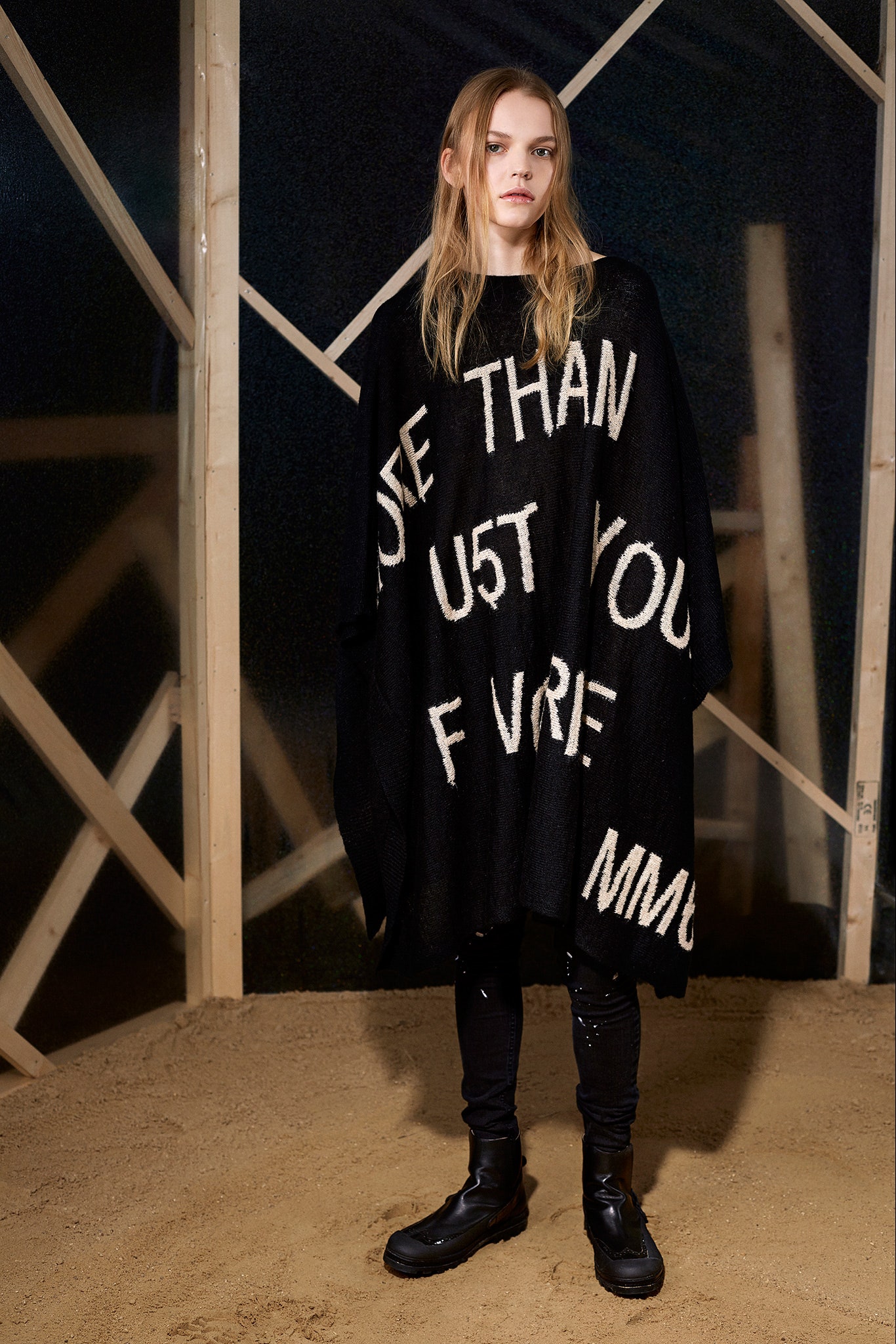 MM6 Maison Margiela F/W 15 Look 3