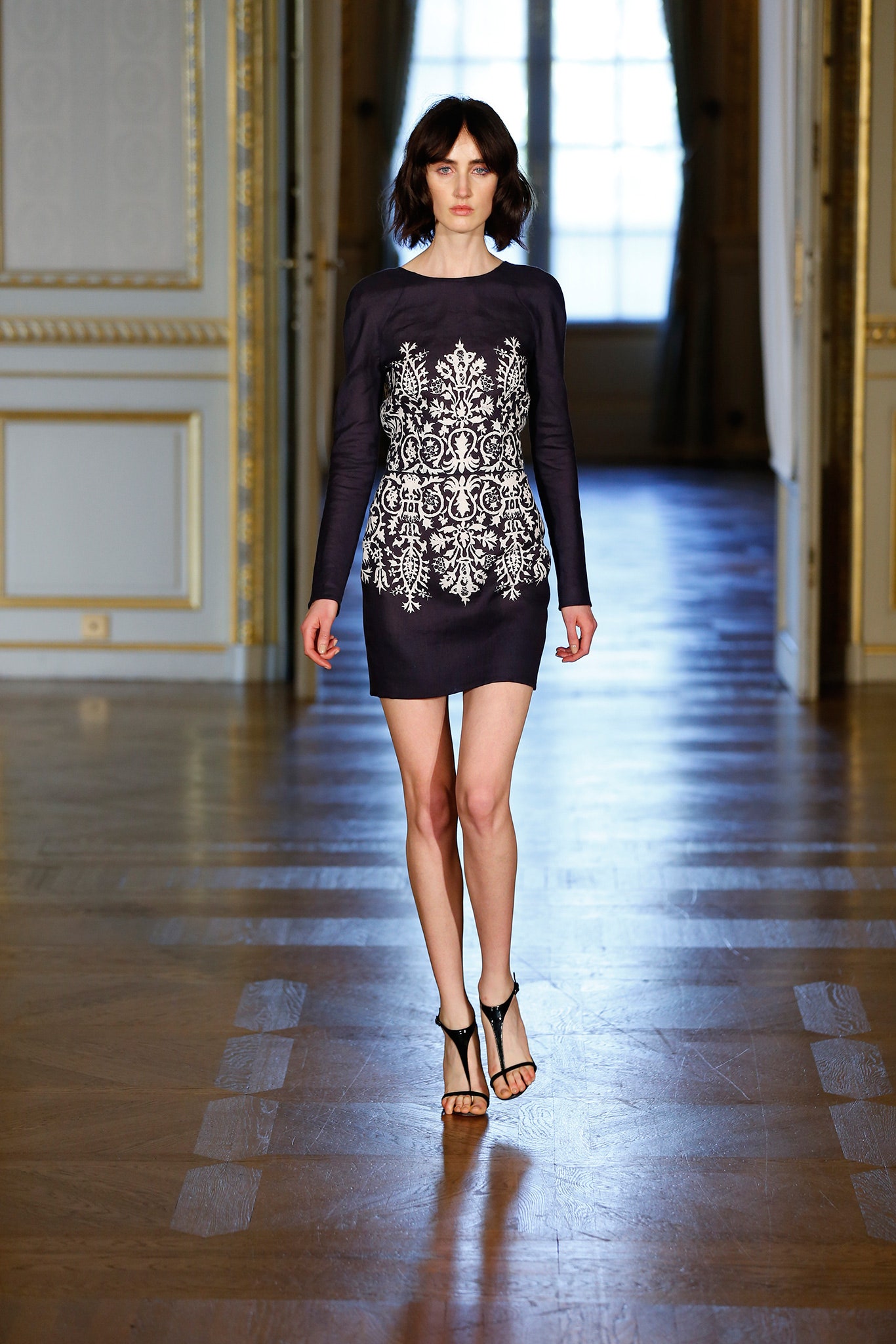 Martin Grant S/S 15 Look 18