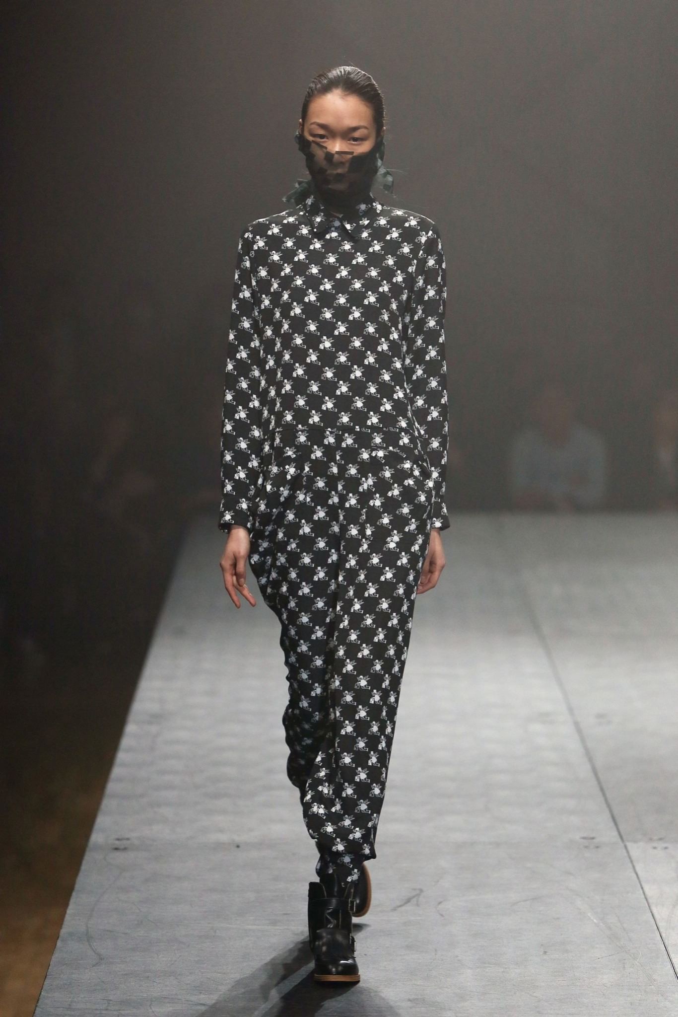 Mint Designs Tokyo F/W 15 Look 20