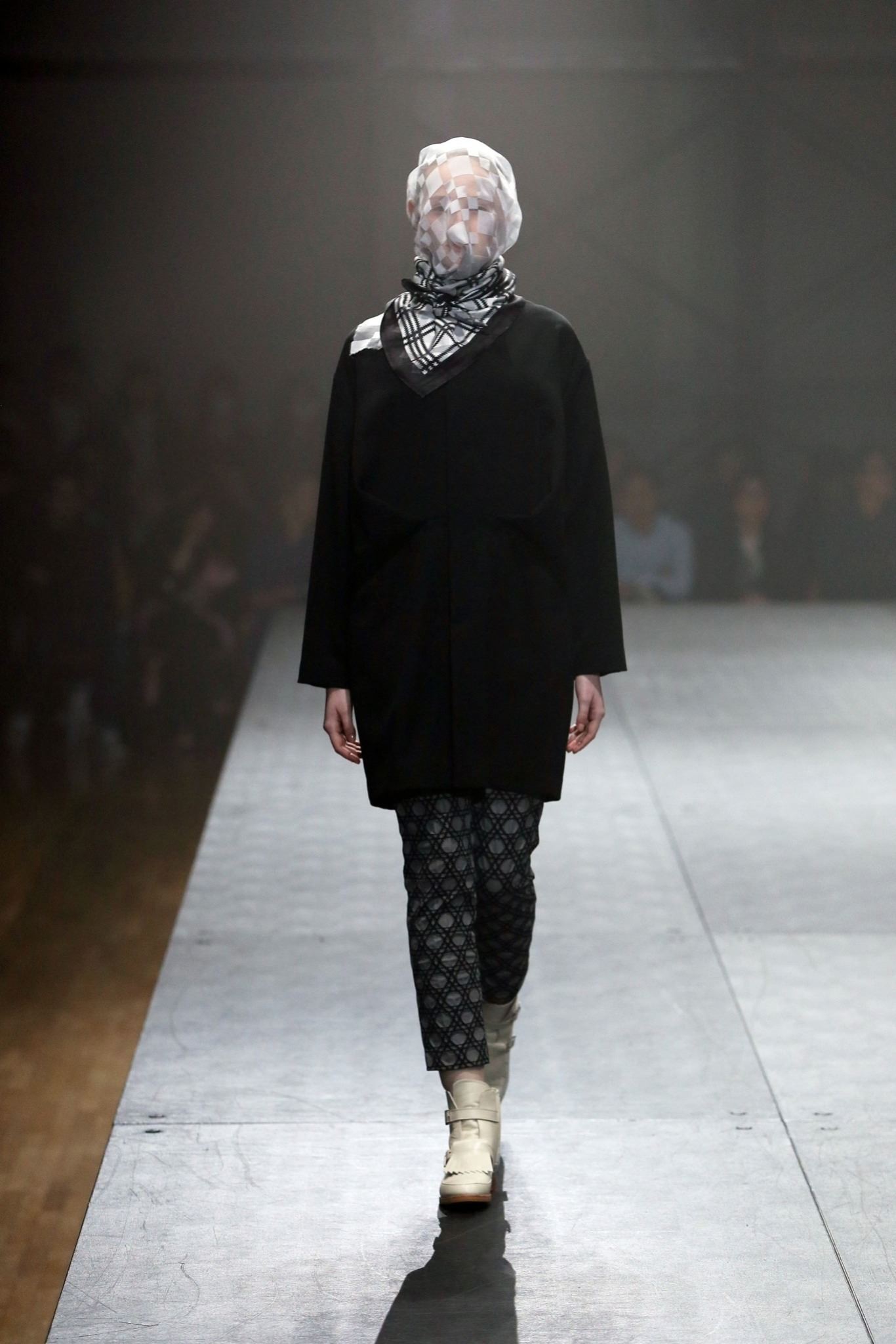 Mint Designs Tokyo F/W 15 Look 21