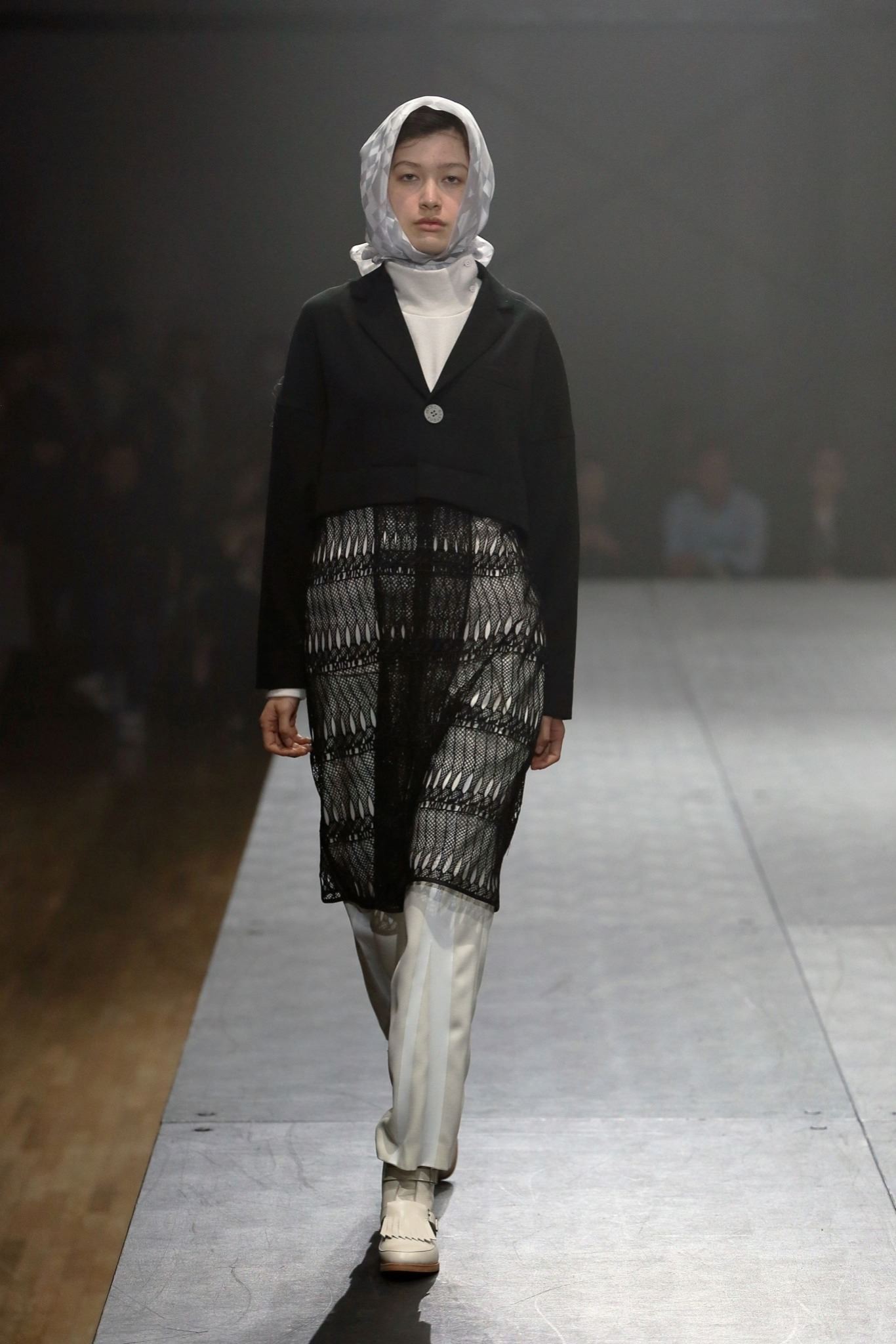 Mint Designs Tokyo F/W 15 Look 33