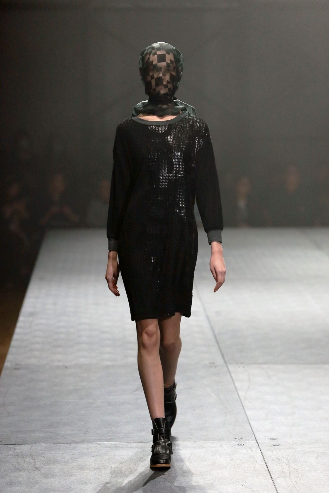Mint Designs Tokyo F/W 15 Look 34