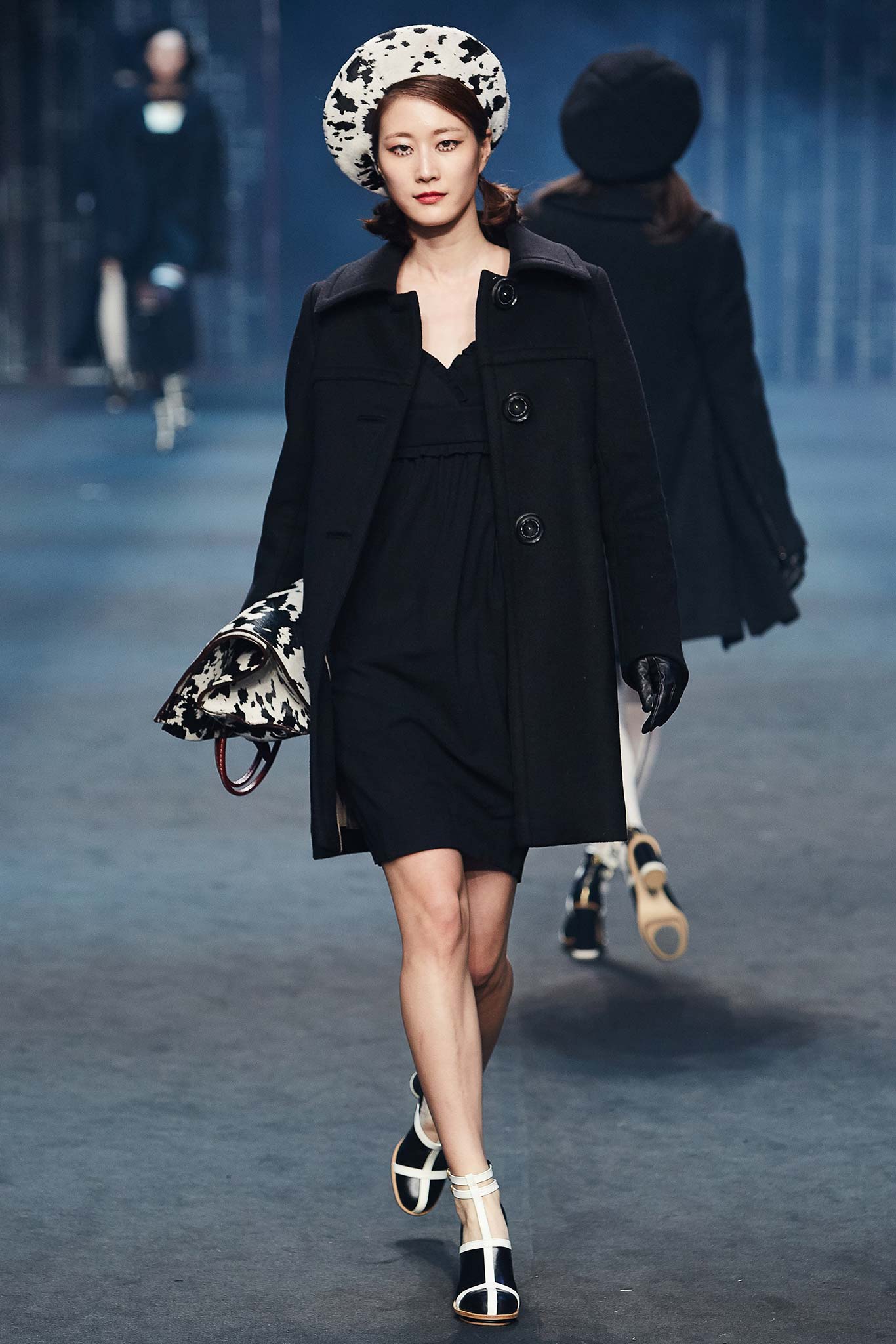 Miss Gee Collection Seoul F/W 15 Look 4