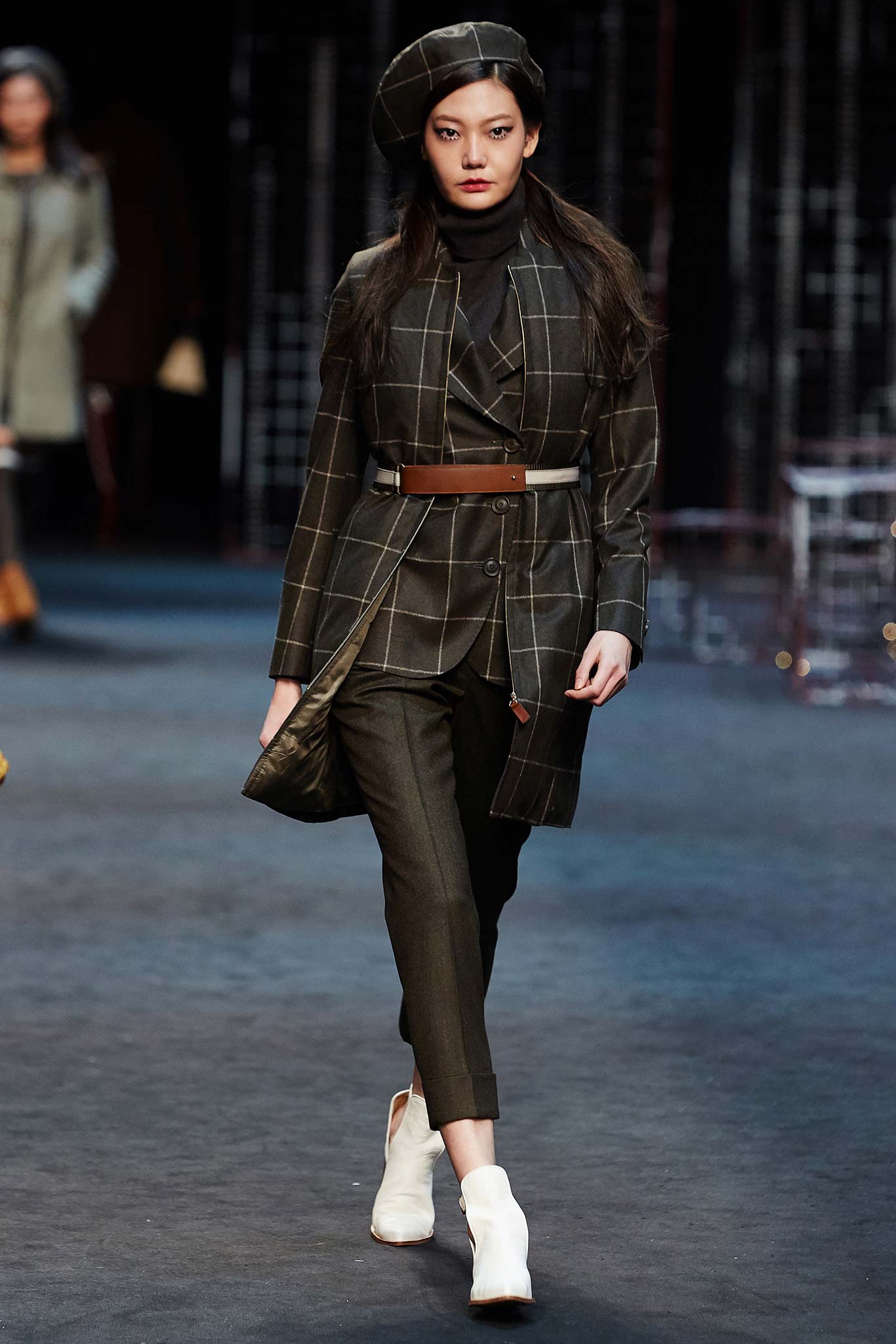 Miss Gee Collection Seoul F/W 15 Look 32