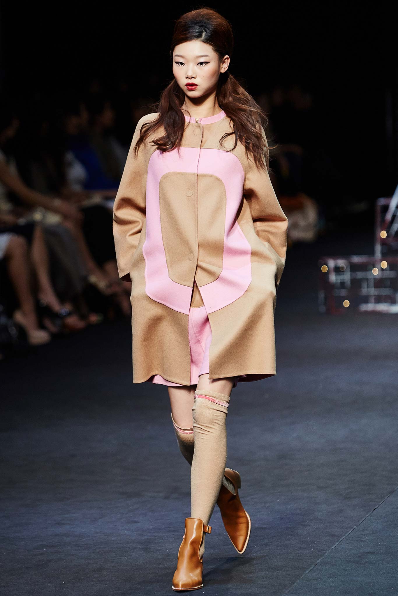 Miss Gee Collection Seoul F/W 15 Look 42