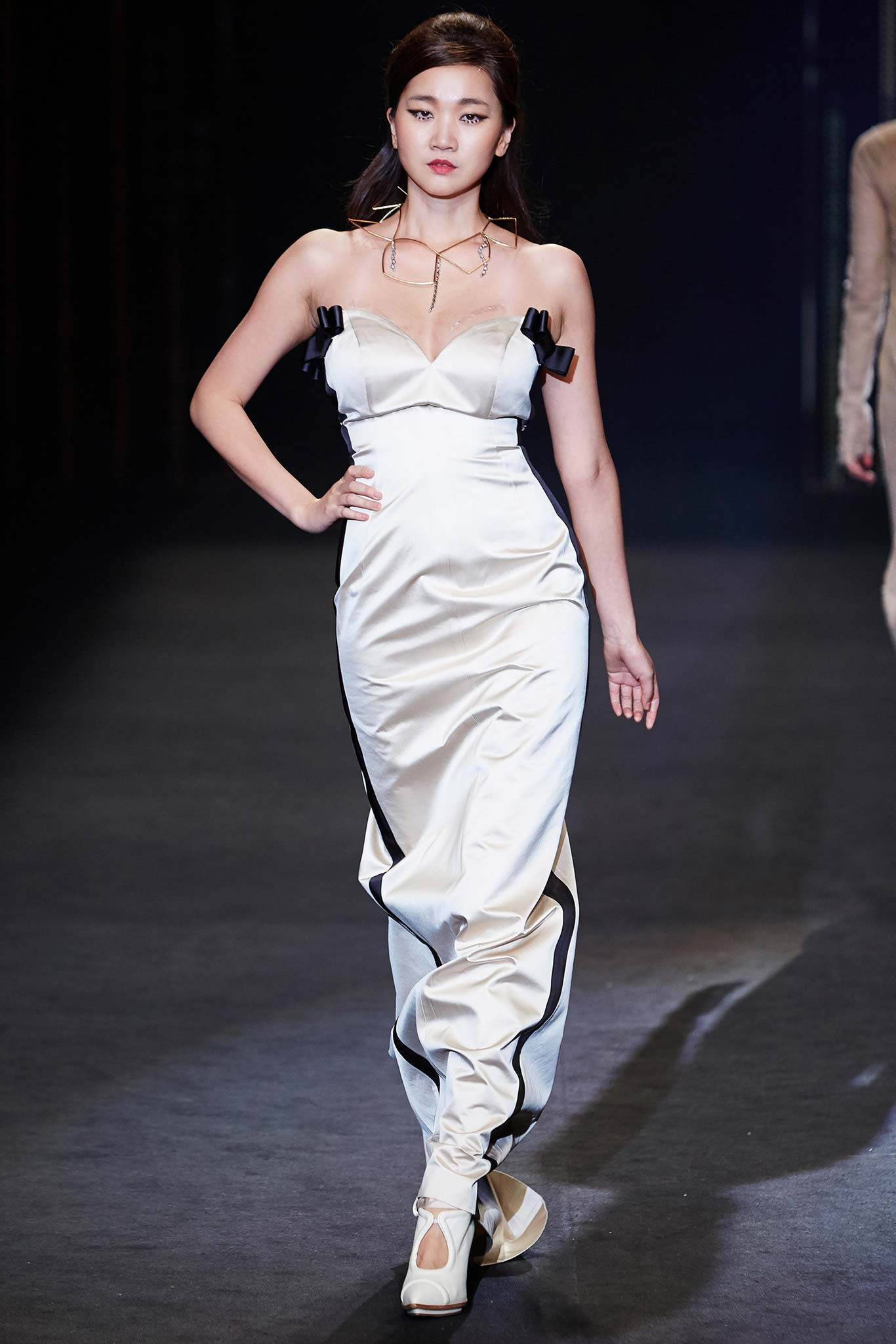 Miss Gee Collection Seoul F/W 15 Look 60