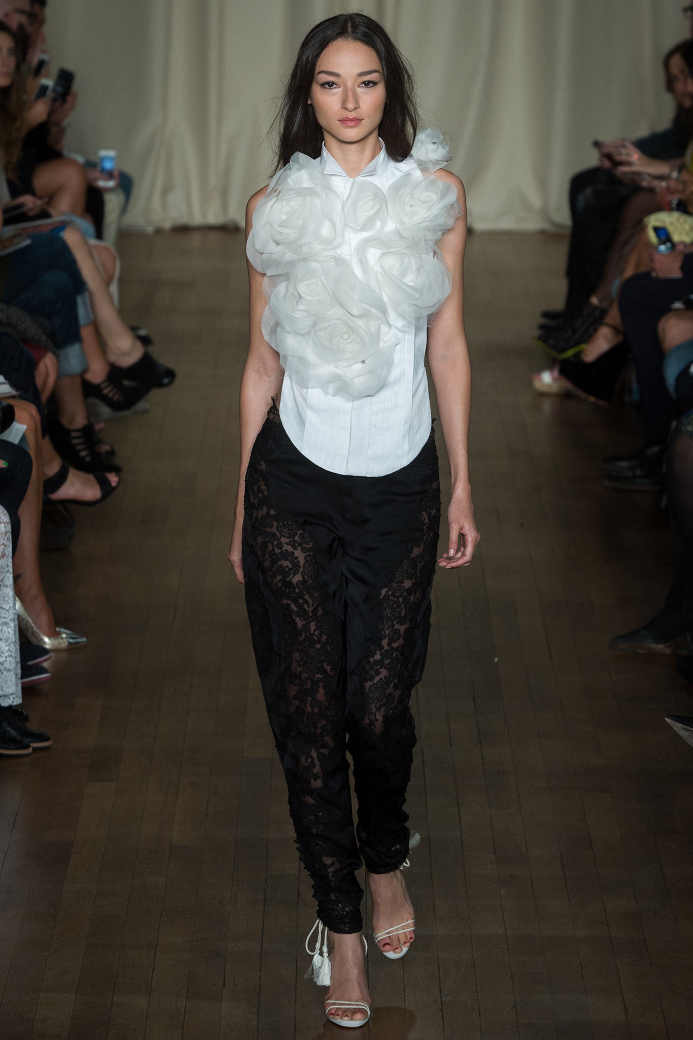 Marchesa S/S 15 Look 19
