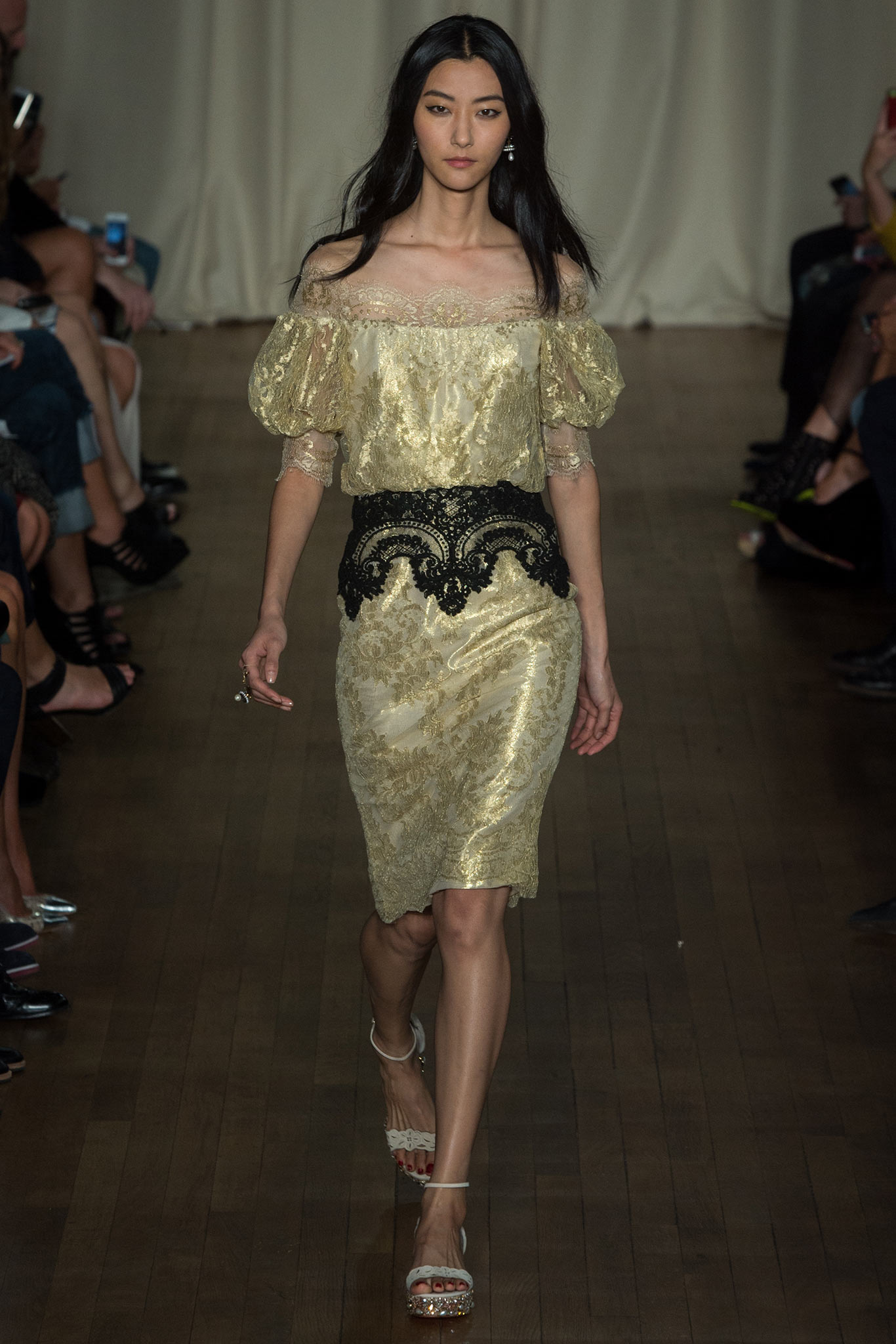 Marchesa S/S 15 Look 28